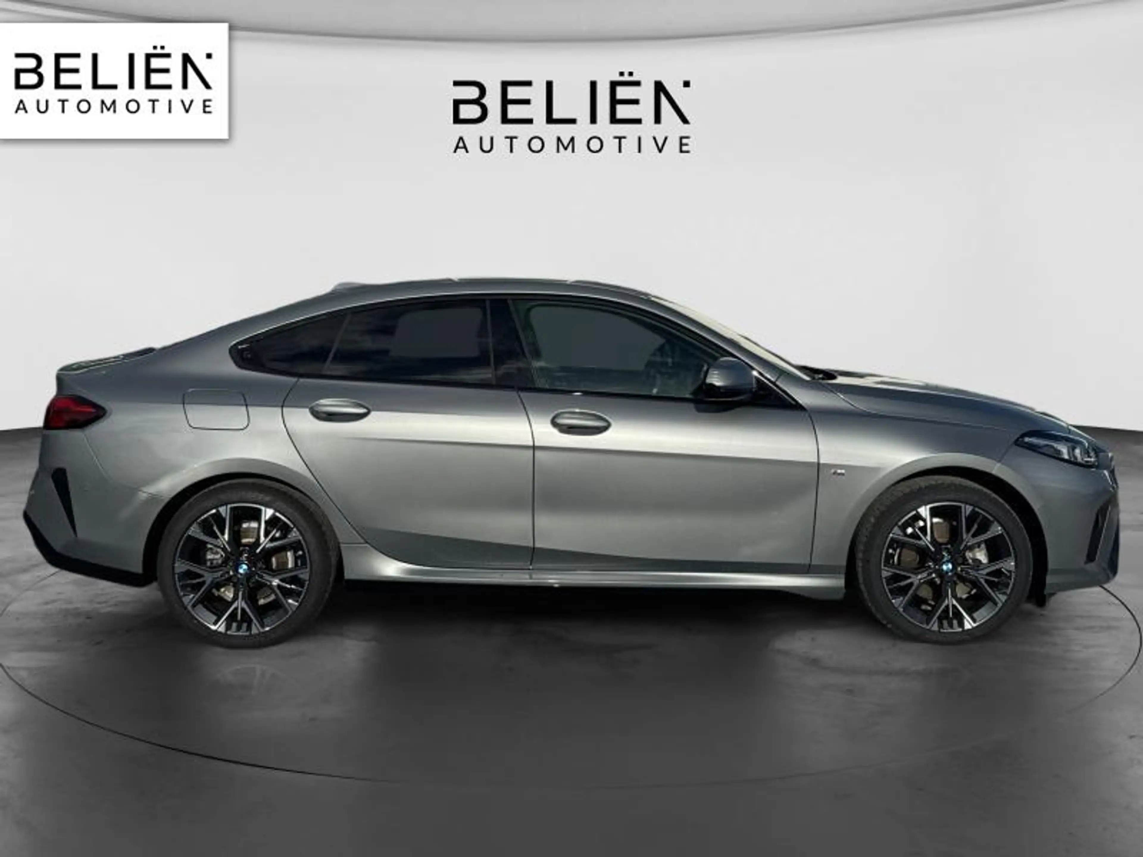 BMW 216 Gran Coupé — photo 6