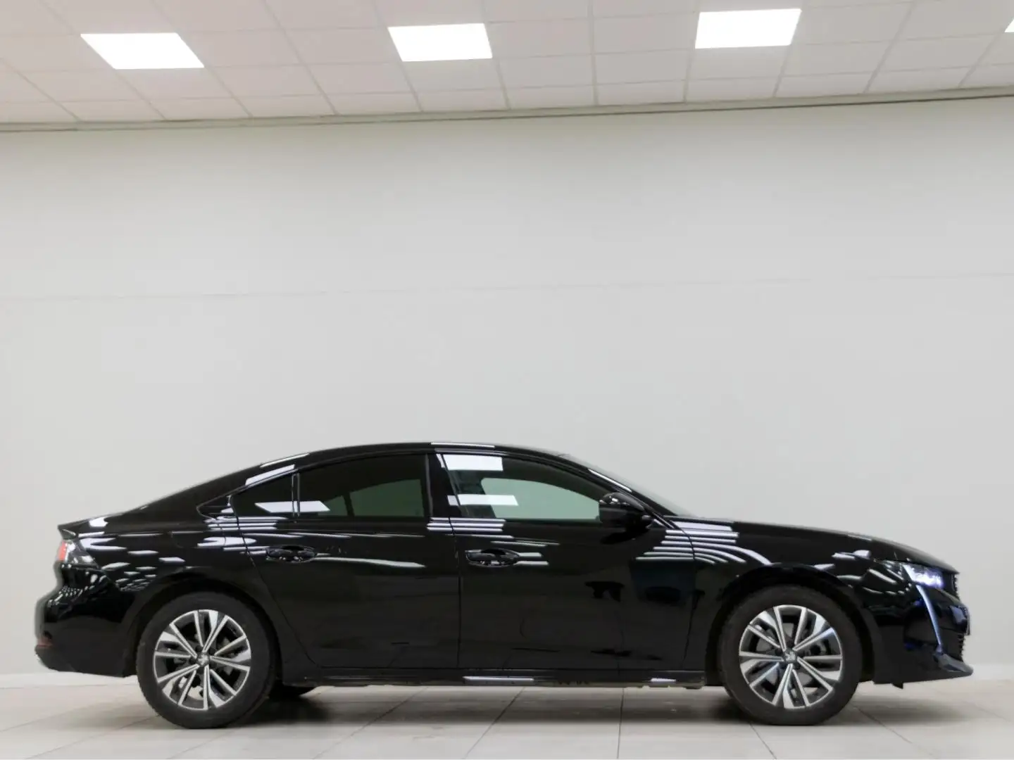Peugeot 508 1.2 PureTech S&S Allure EAT8 130 Negro - 2