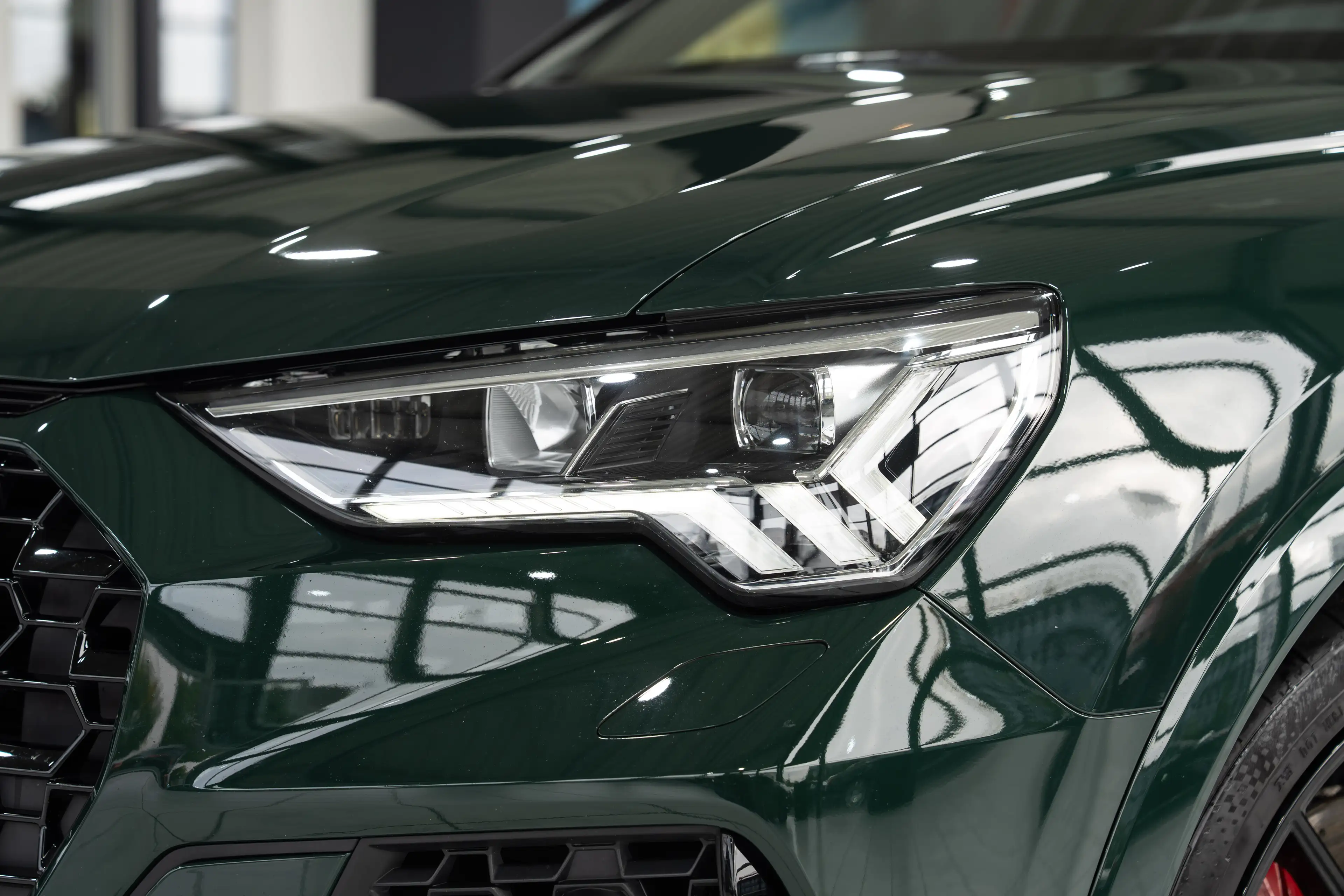 Audi RS Q3 quattro*RS-SPORTABGAS*SPORTSITZE*PANO*1HAND — photo 13