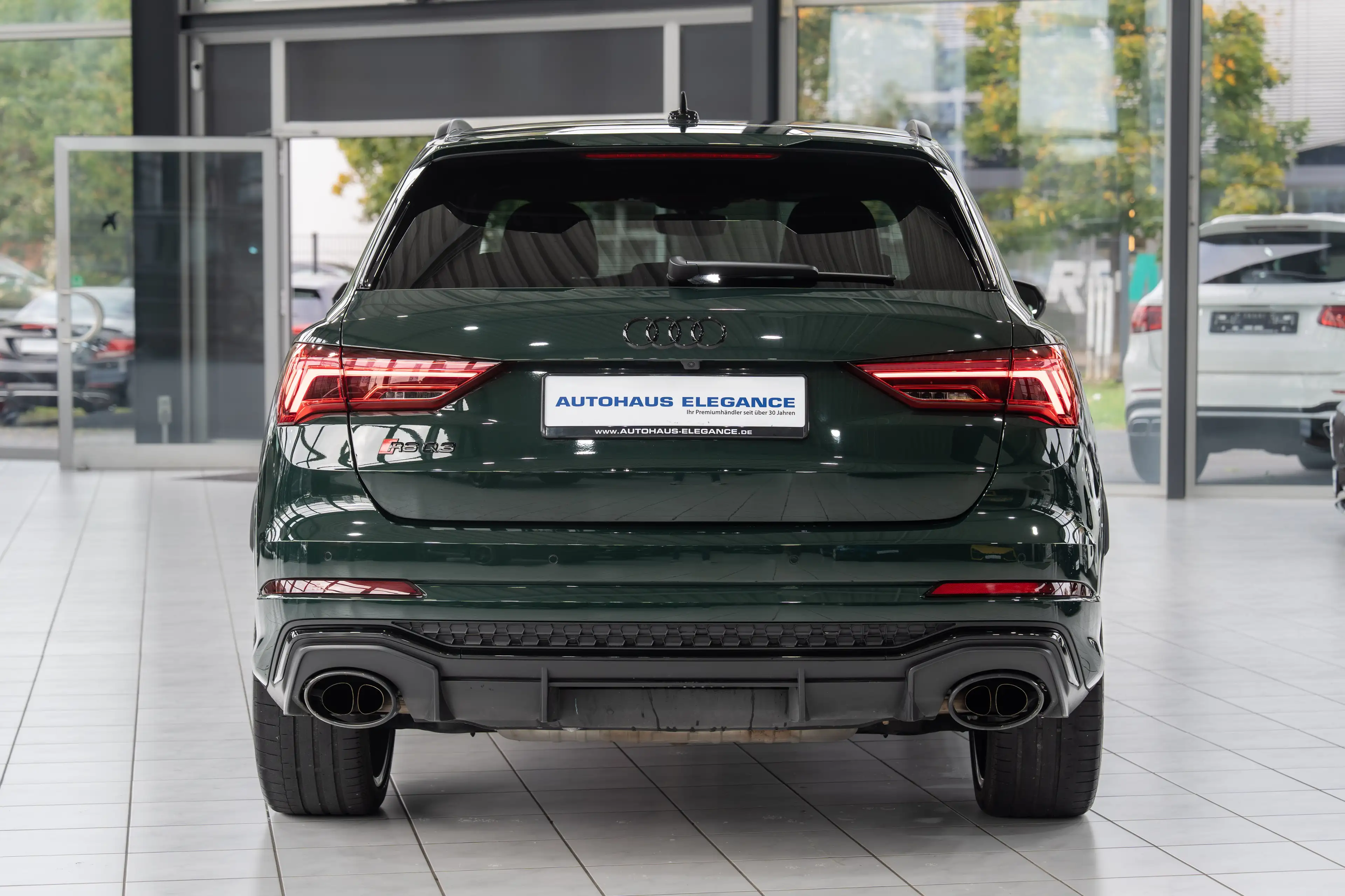 Audi RS Q3 quattro*RS-SPORTABGAS*SPORTSITZE*PANO*1HAND — photo 10
