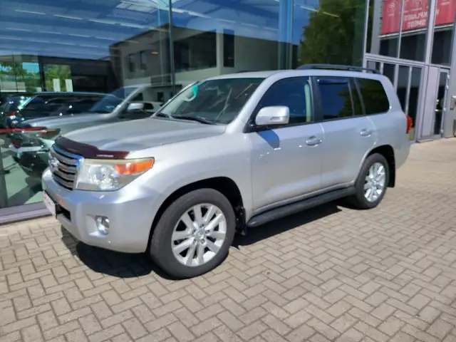 Toyota Land Cruiser 4.5 V8 | Automaat | 2012 | 265.397 km | 7-Zit | JBL | Trekhaak | Xenon | Navi | Cam. 360 | READ DESC.