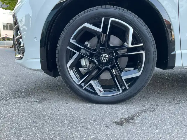 Volkswagen Tiguan R-Line TDI 4MOTION DSG Ansicht 3