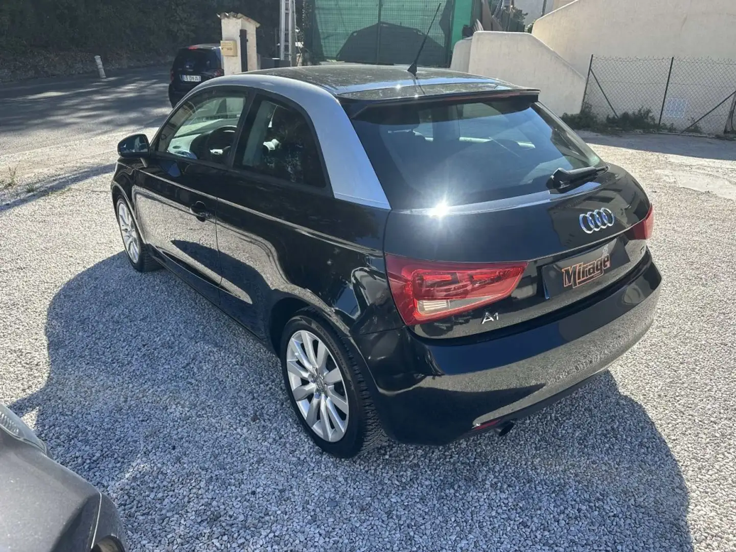 Audi A1 AUDI A1 1.6 TDI 90 AMBITION S TRONIC 121000KMS Noir - 2