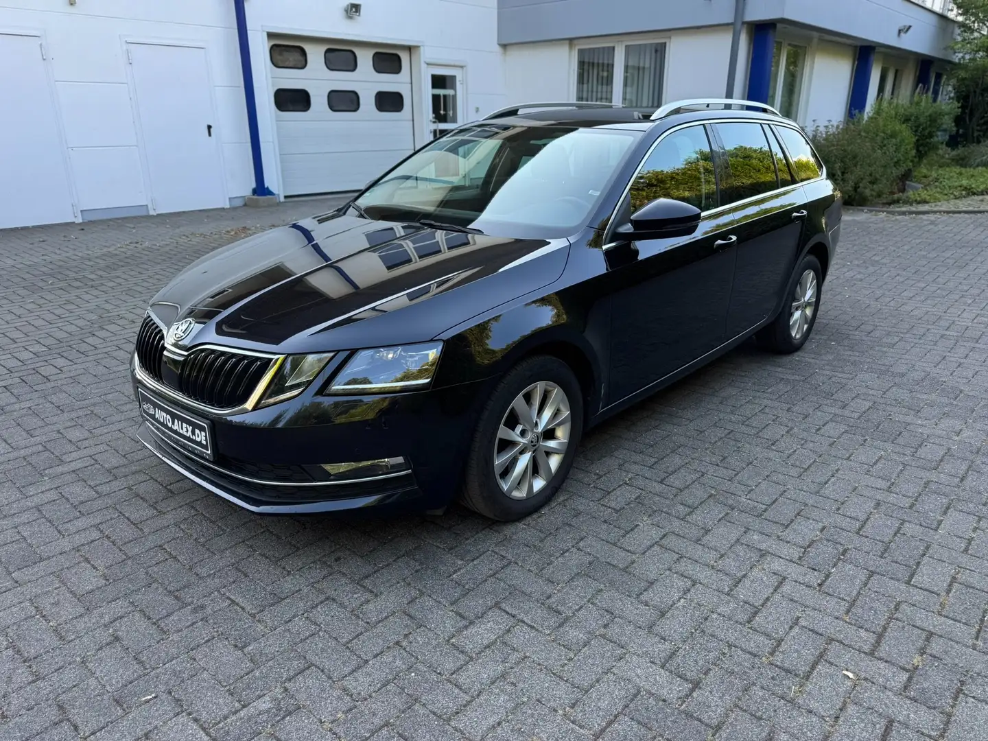 Skoda Octavia Style Noir - 1