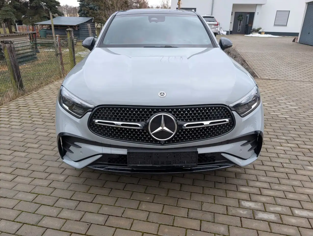 Mercedes-Benz GLC 300 de Coupe AMG Premium Plus fully 7