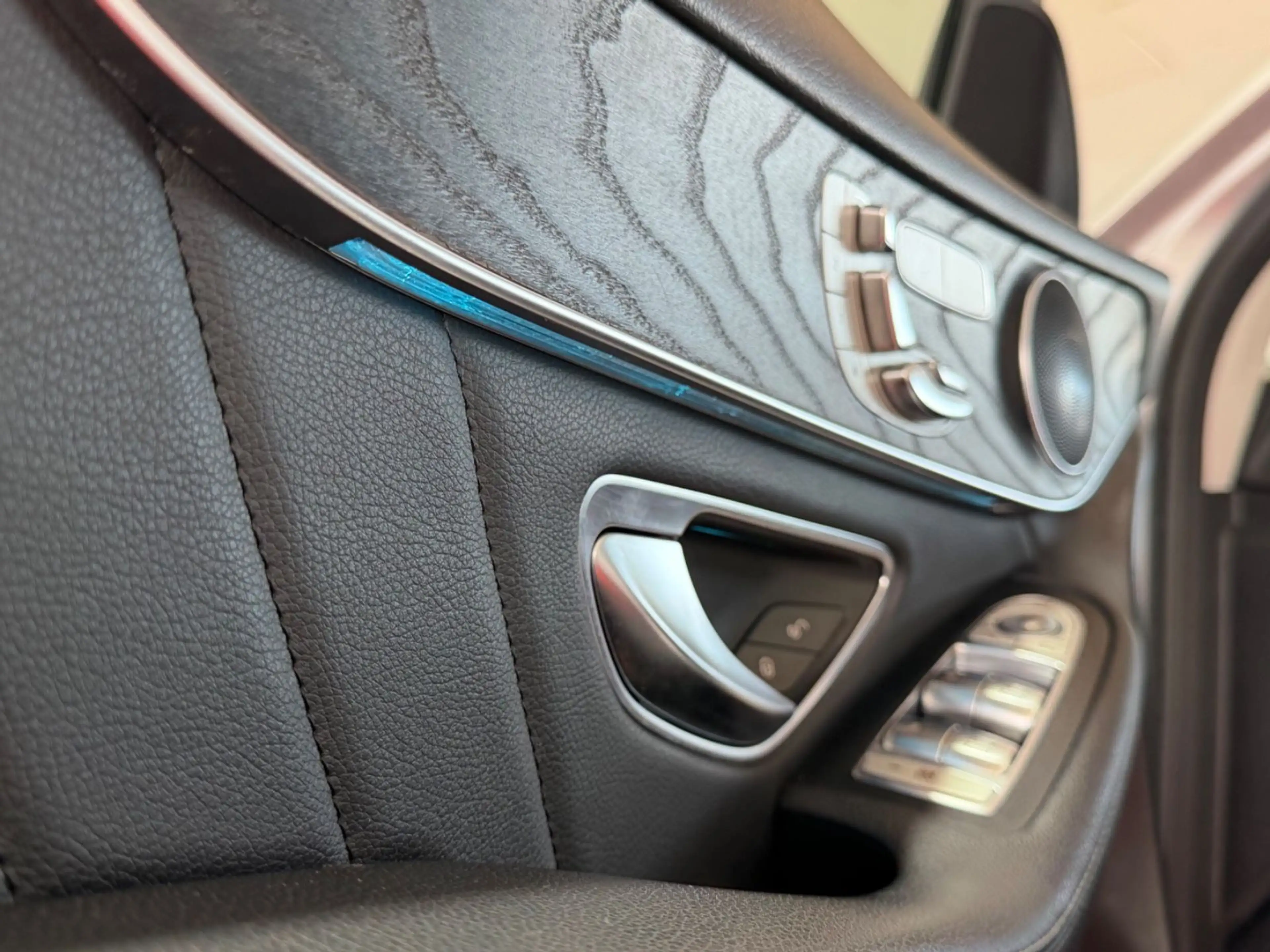 Mercedes-Benz GLC 250 d 4Matic*AMG-LINE*PANO*AMBIENTE*KAMERA* — photo 12