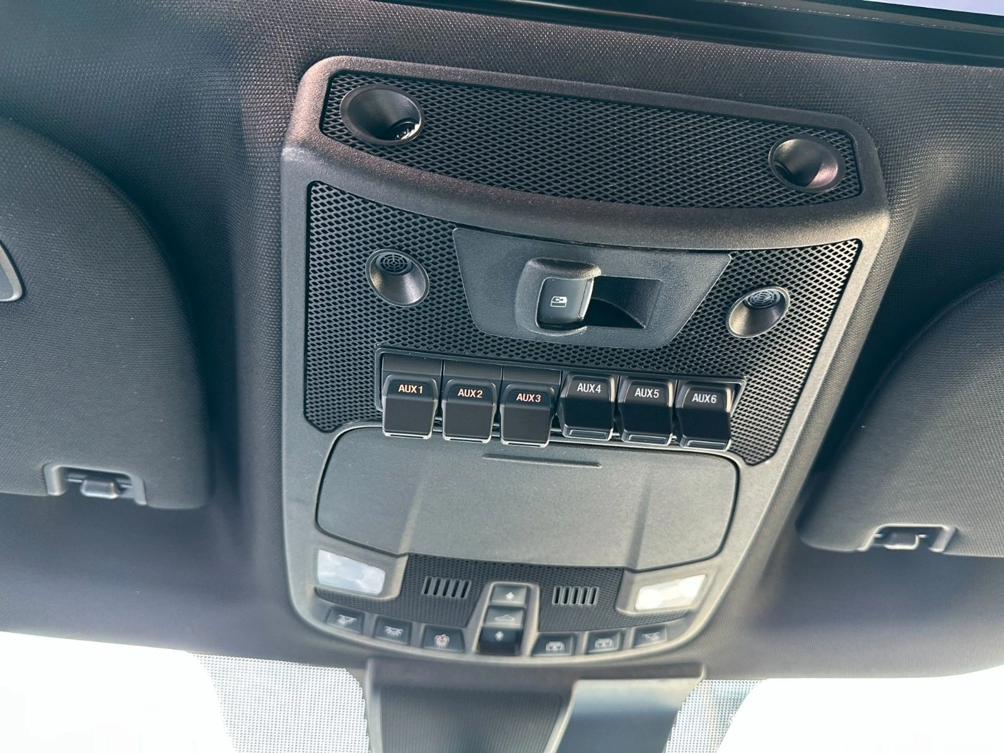 Ford F 150 F150 Raptor - LuxuryPaket, Glasdach, Performance — photo 12