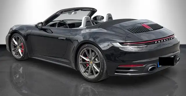 Porsche 911 view 14
