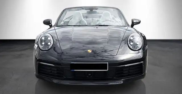 Porsche 911 view 10