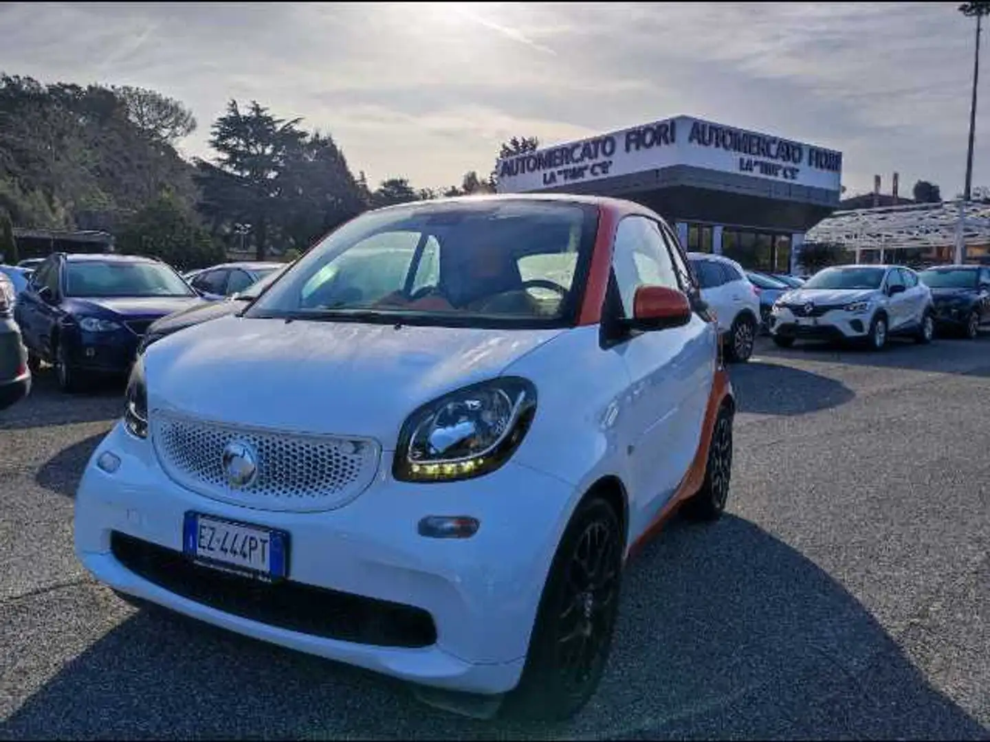 smart forTwo coupe 1.0  Urban White - 1