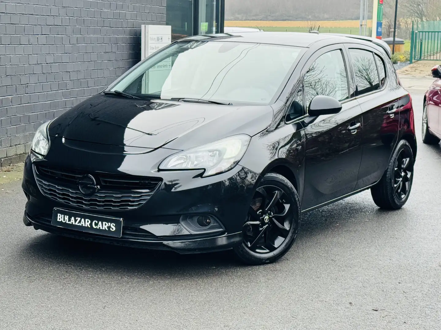 Opel Corsa 1.2i Black Edition GARANTI CARPLAY CLIM ECRAN Noir - 1
