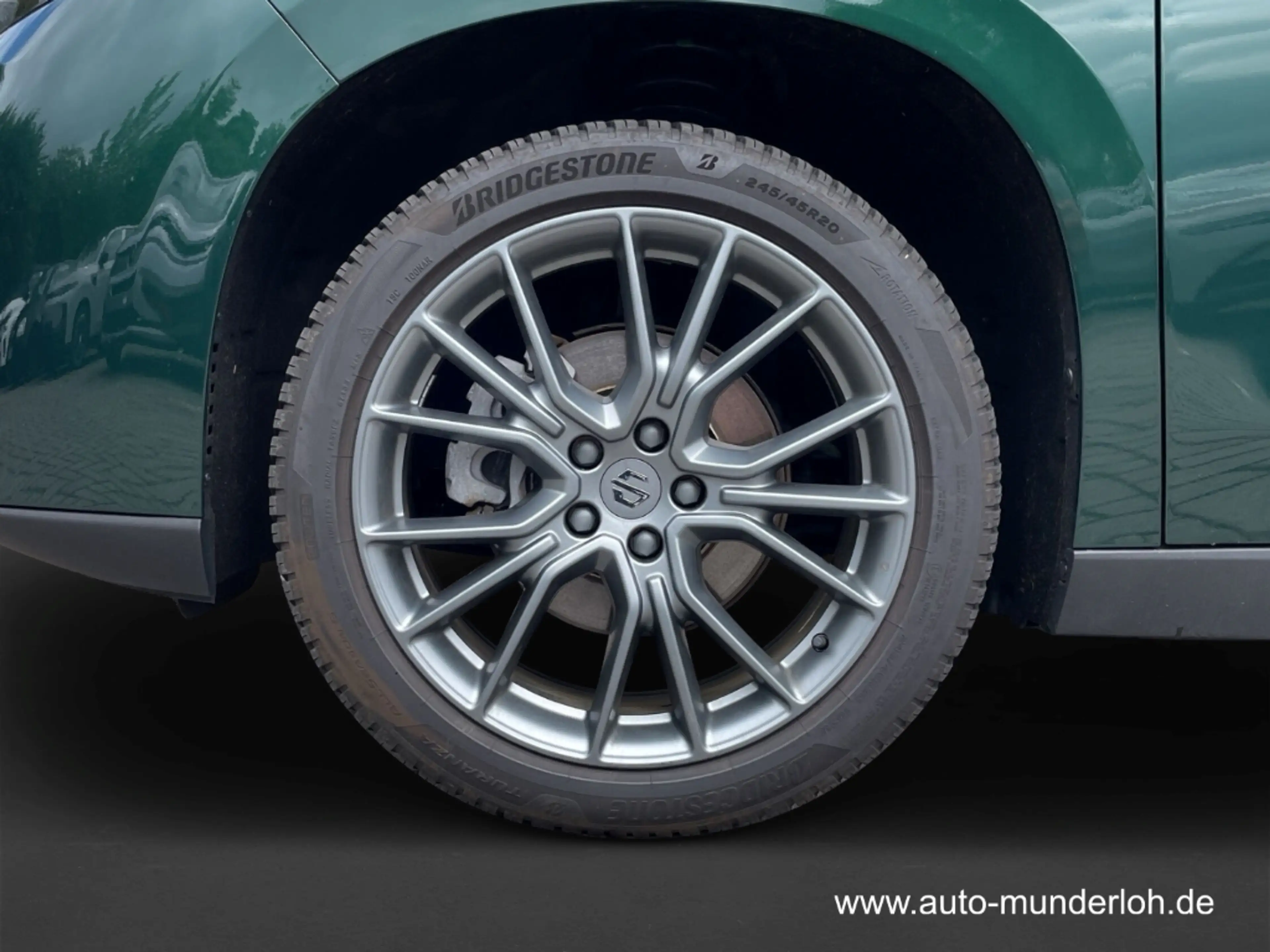 Leapmotor C10 Hybrid REEV 28,4 kWh Design — photo 12