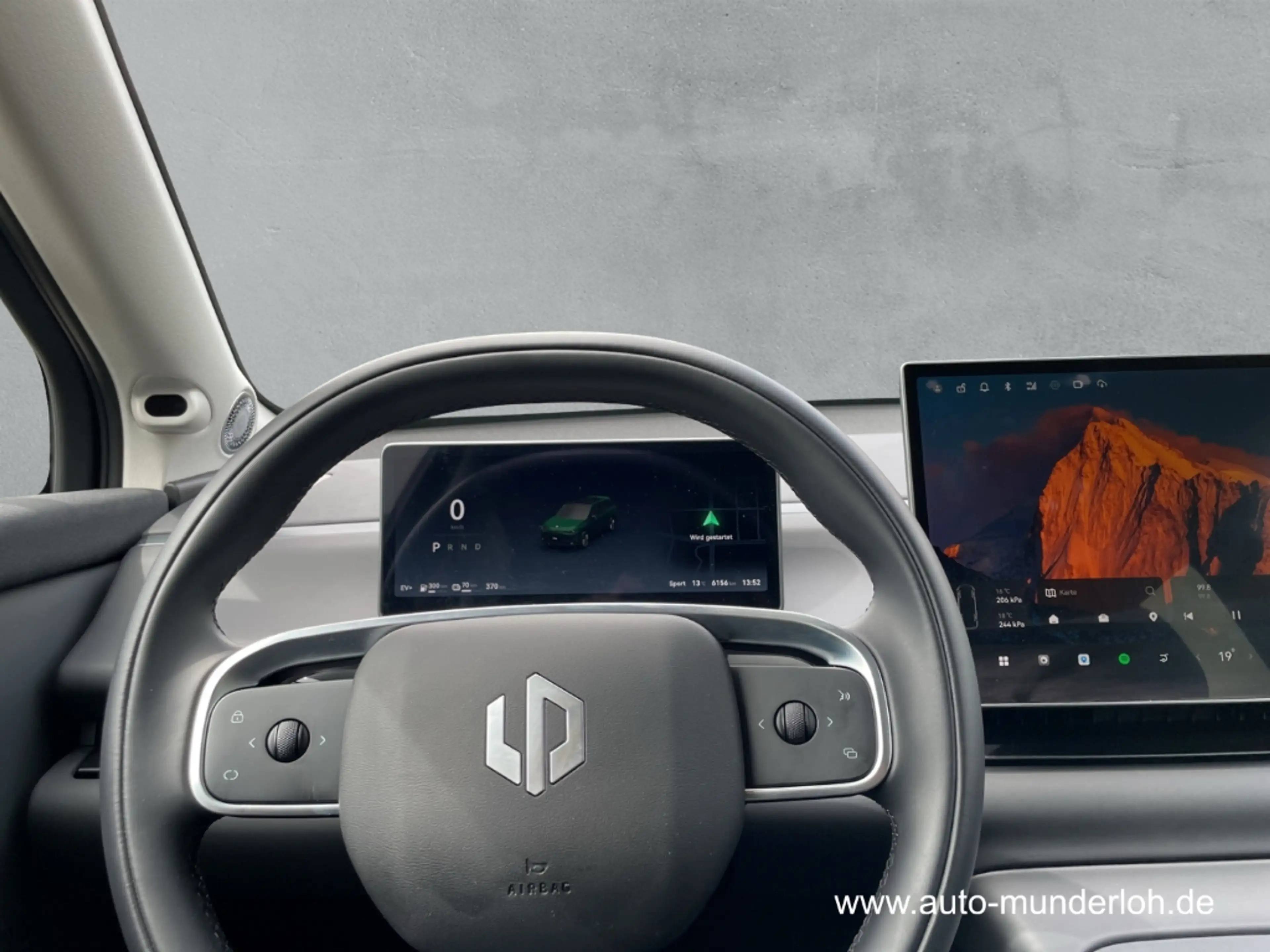 Leapmotor C10 Hybrid REEV 28,4 kWh Design — photo 15