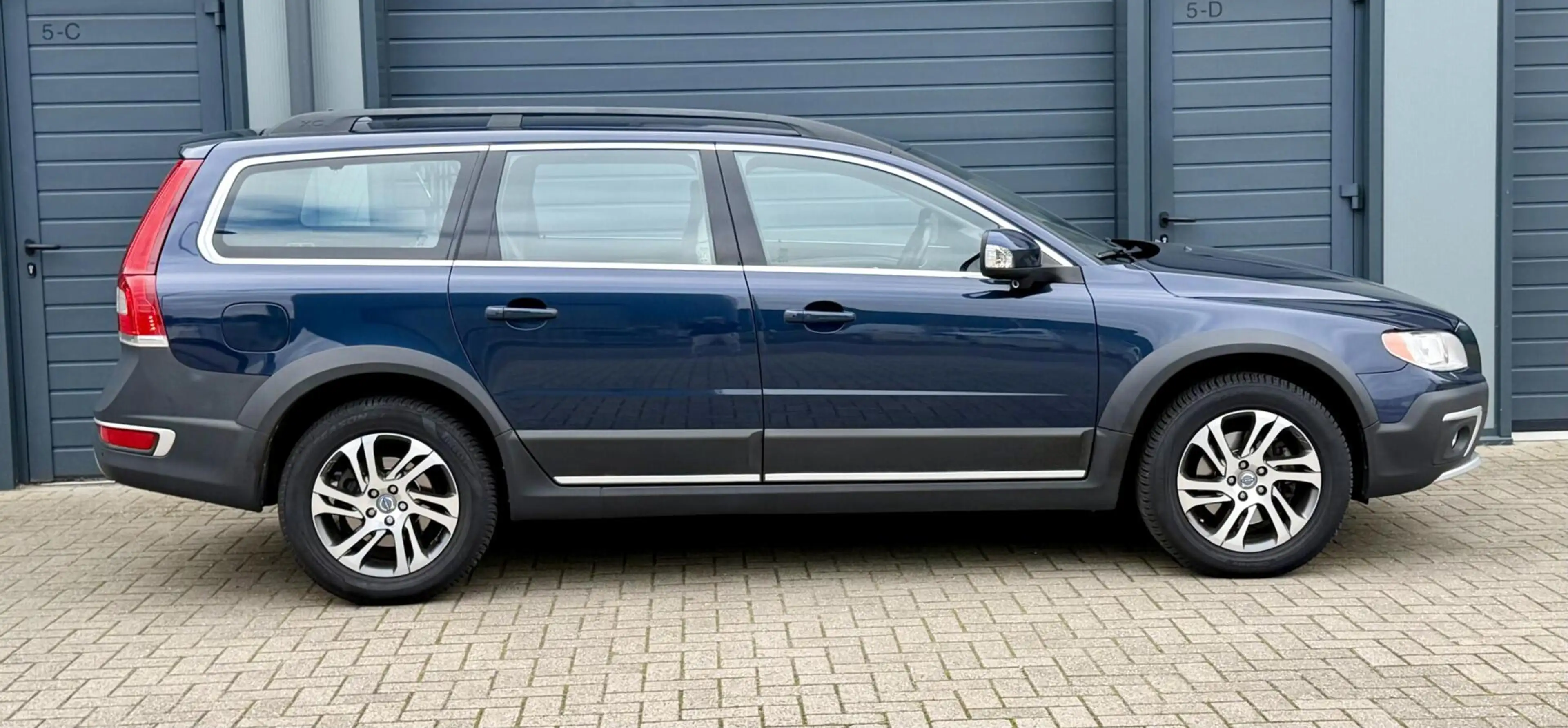 Volvo XC70 2.0 T5 FWD 245pk Nordic+ | UNIEK | Trekhaak | Zeer — photo 11