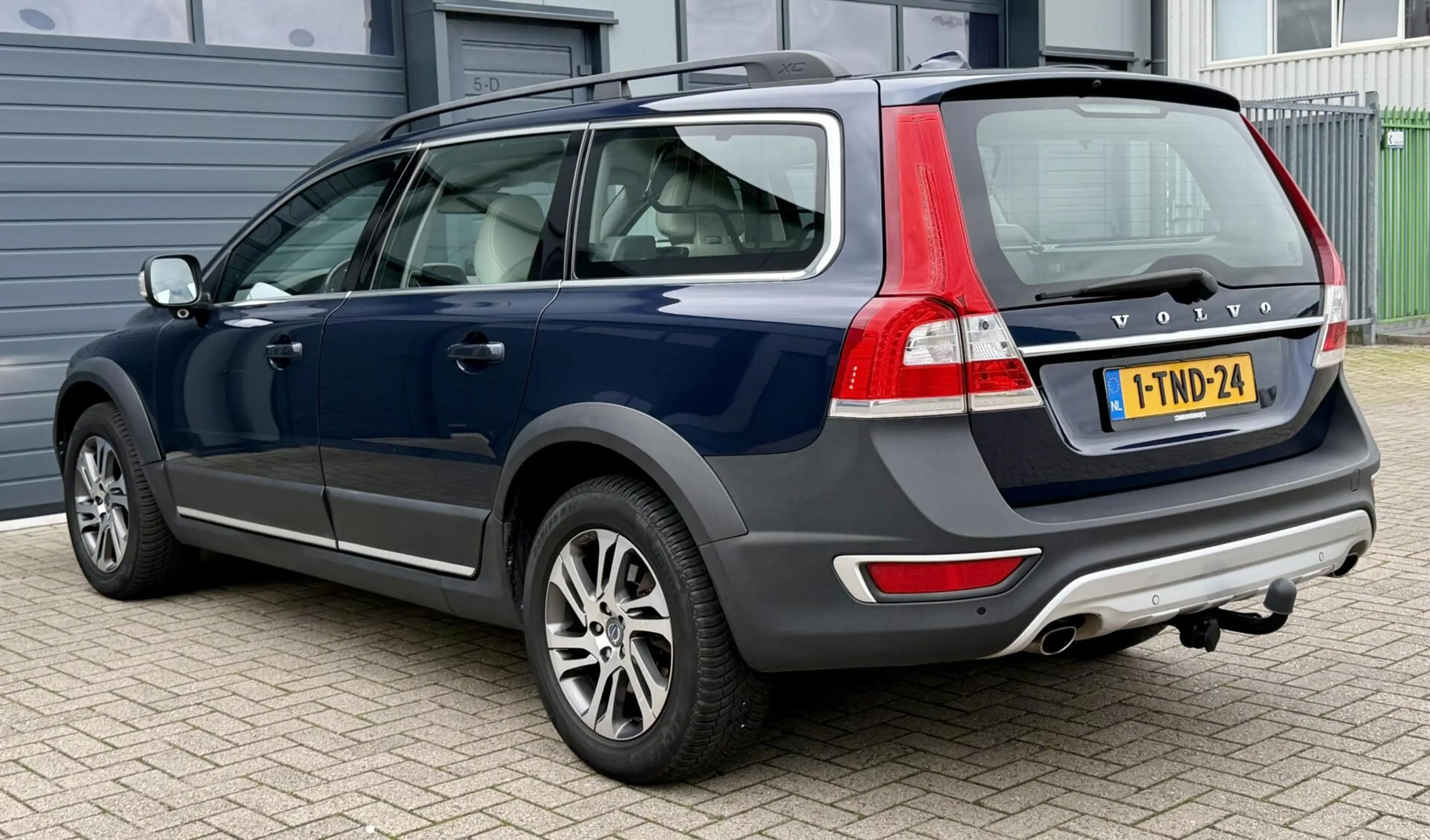 Volvo XC70 2.0 T5 FWD 245pk Nordic+ | UNIEK | Trekhaak | Zeer — photo 8