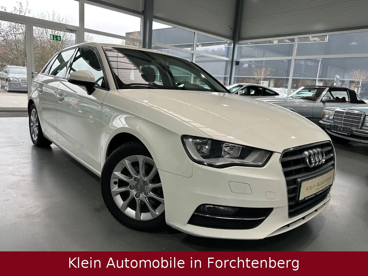 Audi A3 2.0 TDI Ambition Navi Sportsitze SHZ PDC Weiß - 1