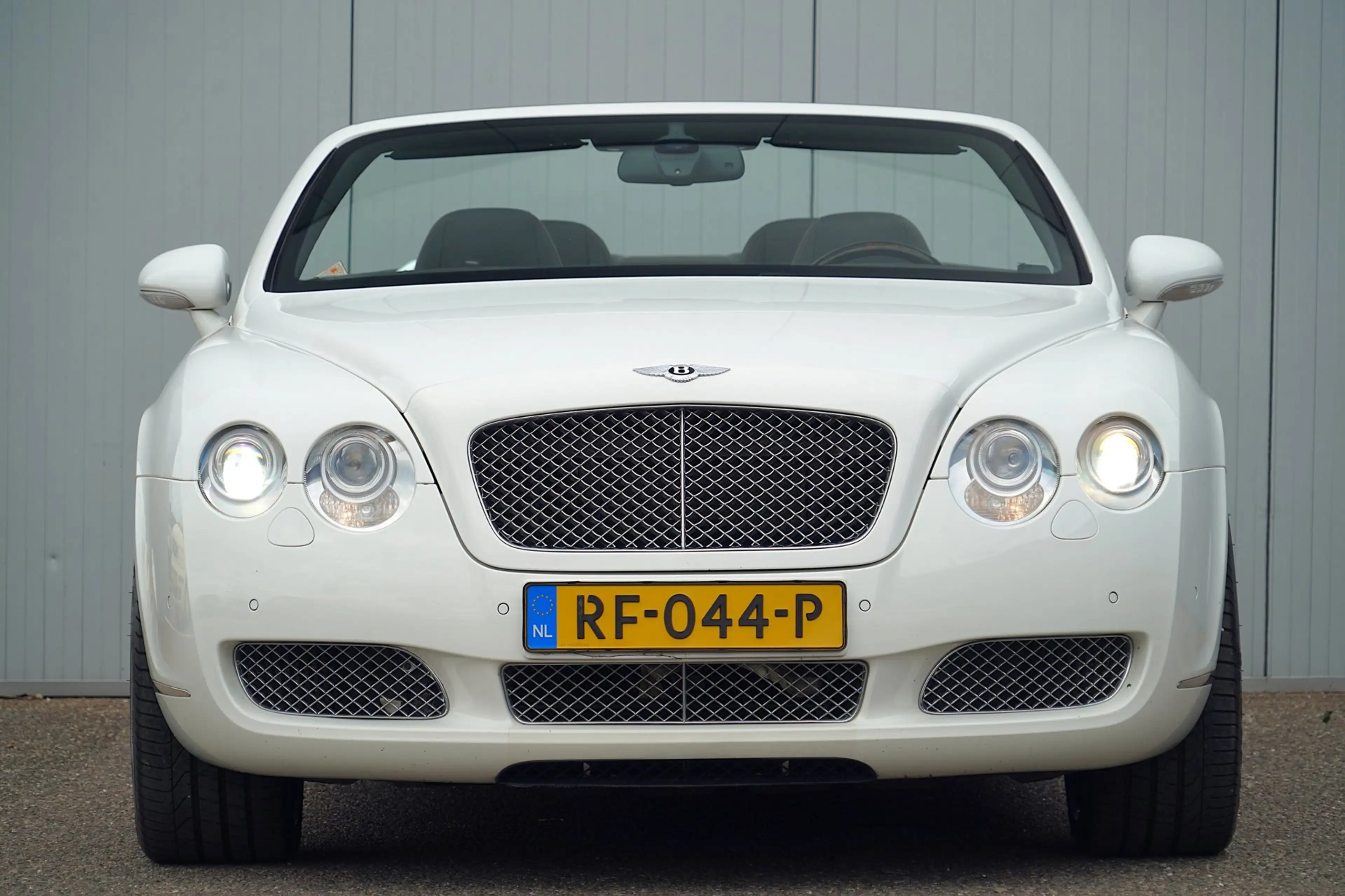 Bentley Continental GTC 6.0 W12 / Navi / Leder / Memory stoel / Luchtverin — photo 21