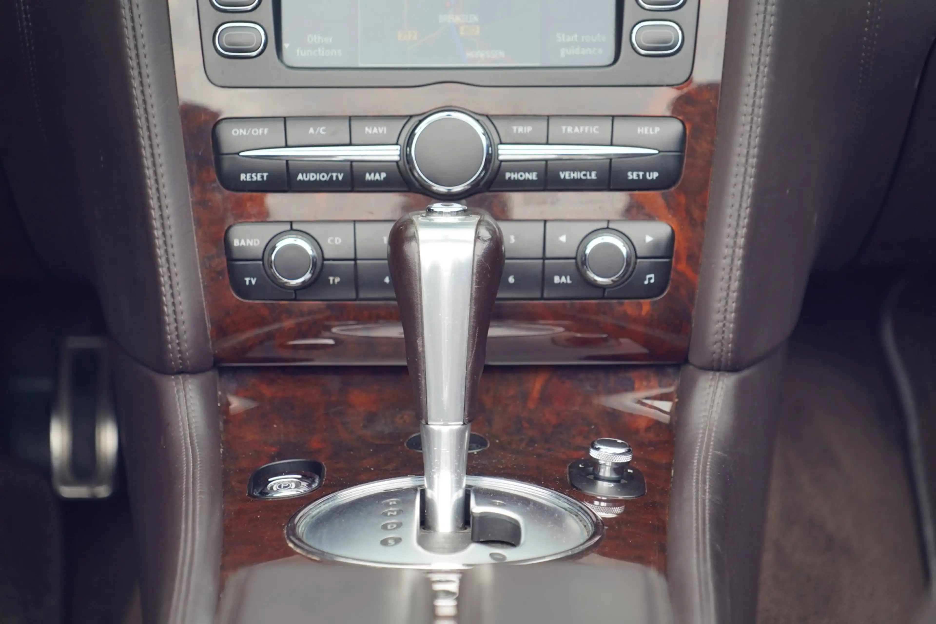 Bentley Continental GTC 6.0 W12 / Navi / Leder / Memory stoel / Luchtverin — photo 14