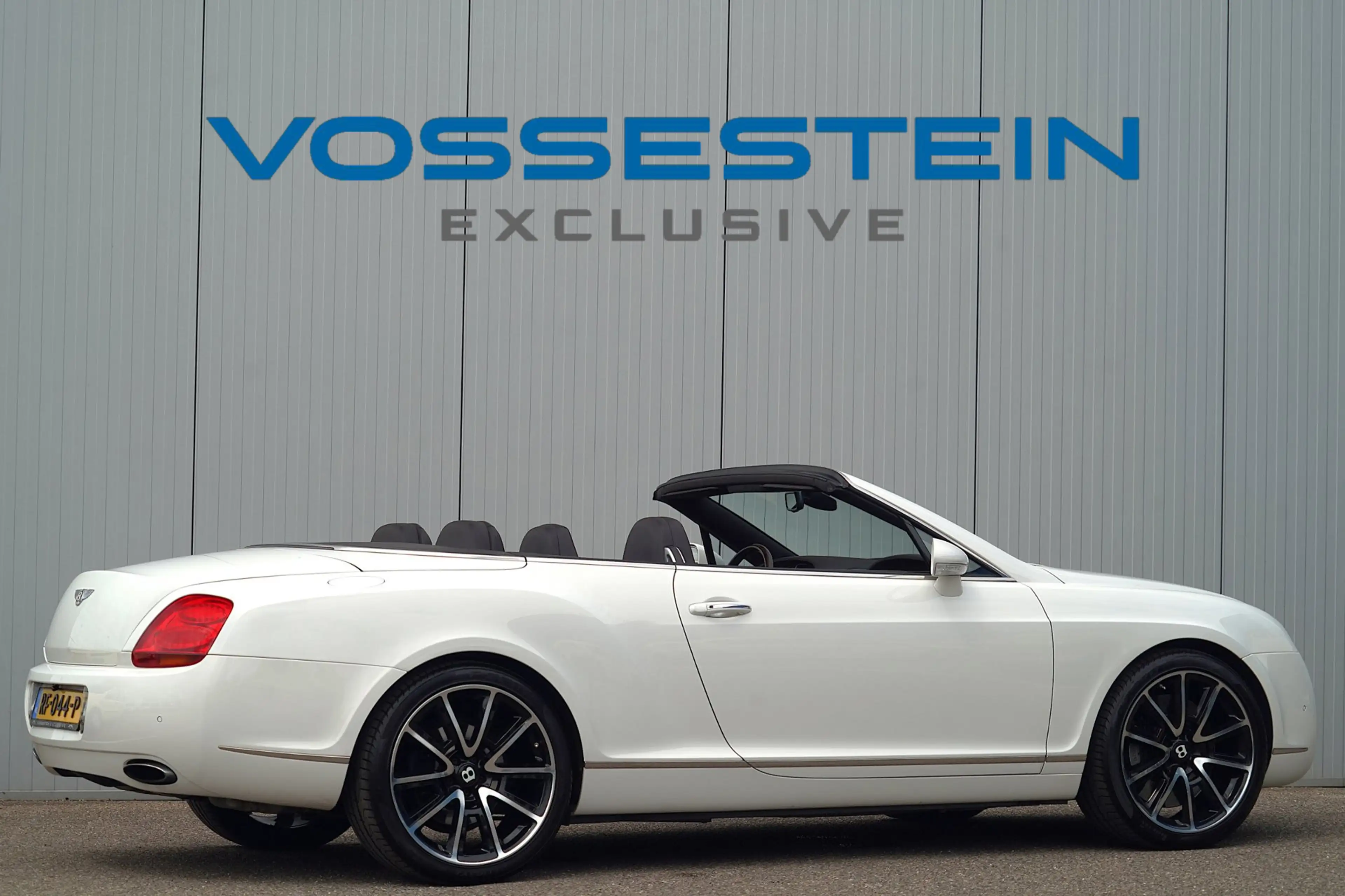 Bentley Continental GTC 6.0 W12 / Navi / Leder / Memory stoel / Luchtverin — photo 2