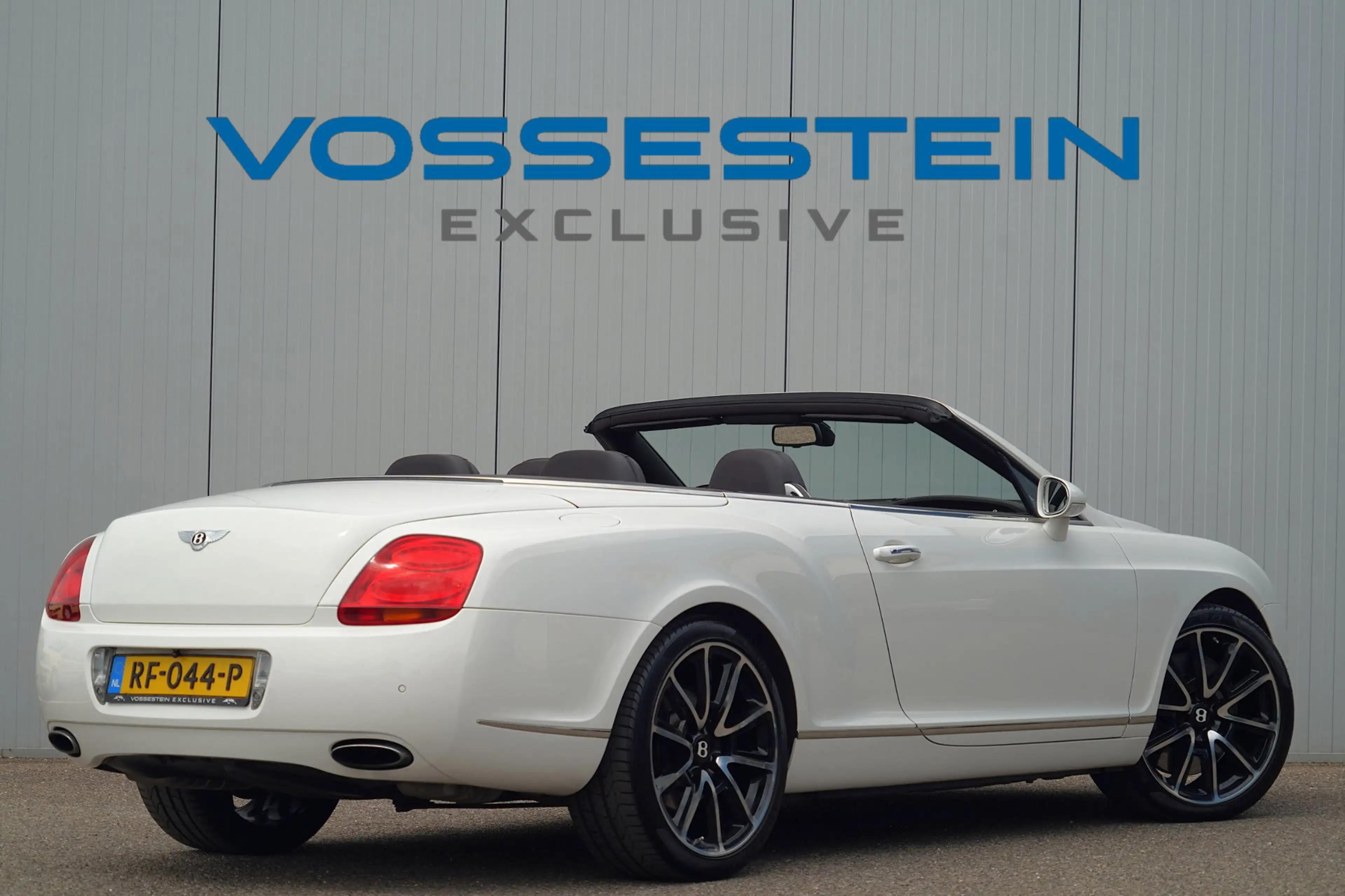 Bentley Continental GTC 6.0 W12 / Navi / Leder / Memory stoel / Luchtverin — photo 9