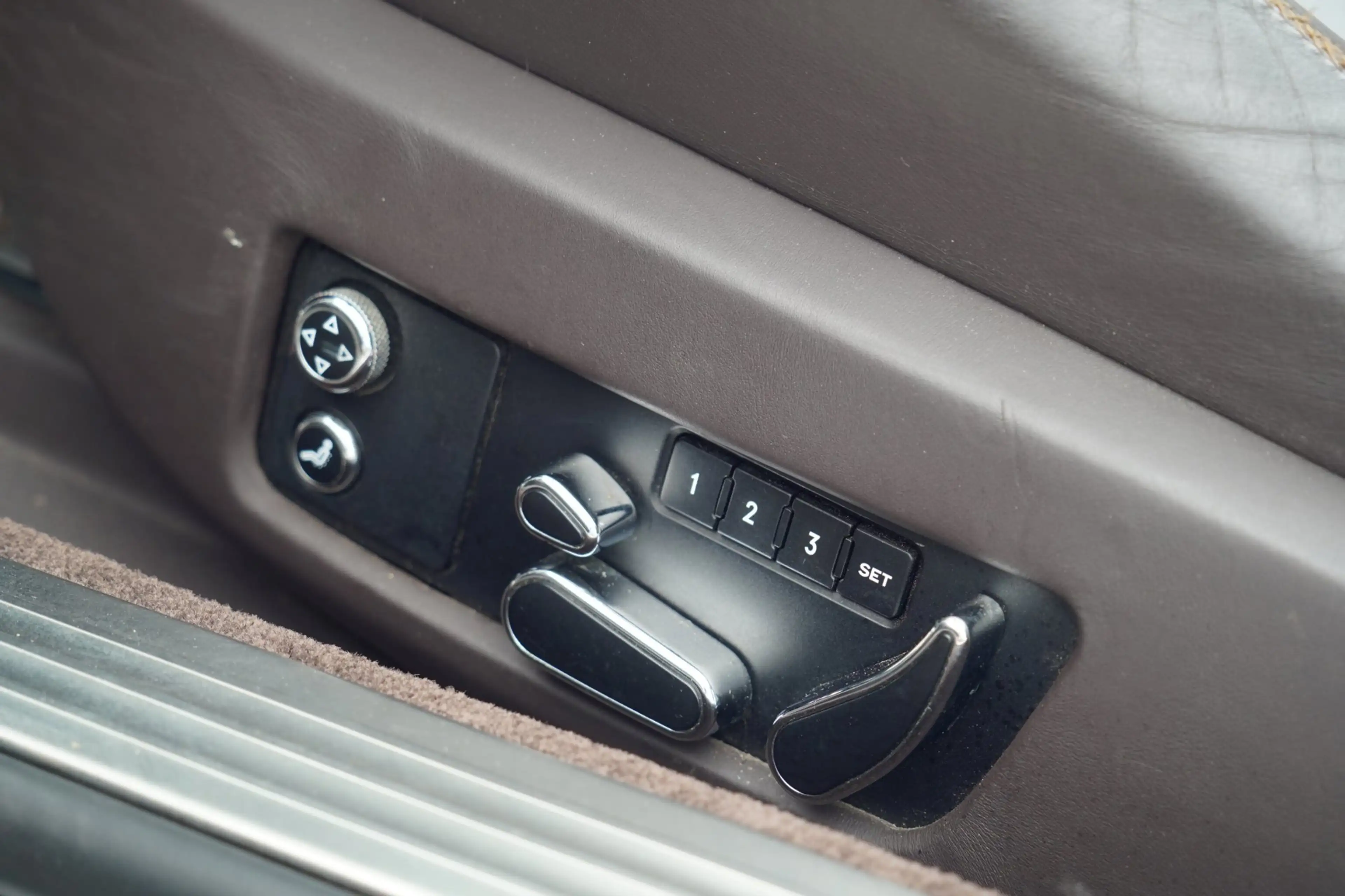 Bentley Continental GTC 6.0 W12 / Navi / Leder / Memory stoel / Luchtverin — photo 17