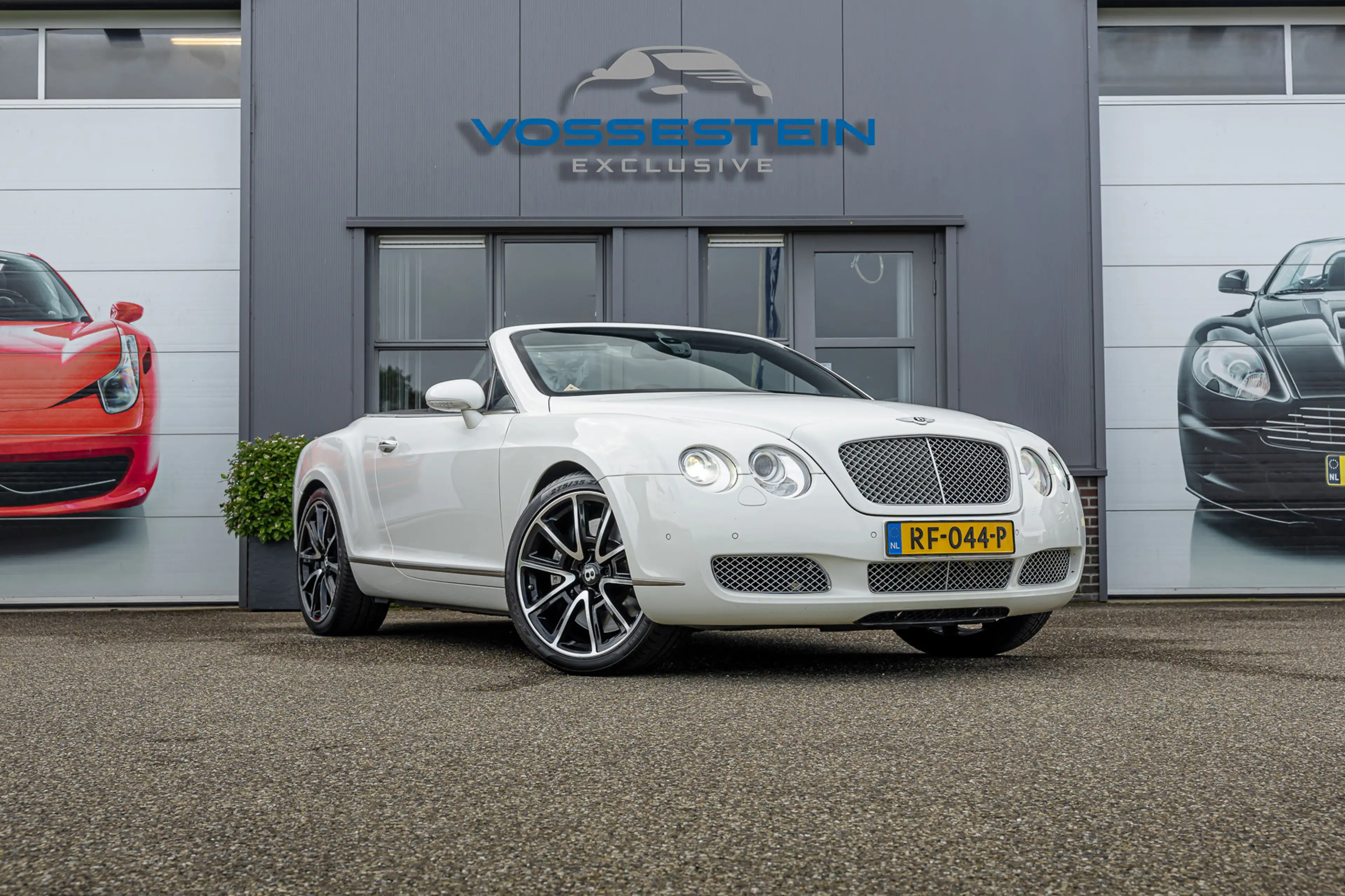 Bentley Continental GTC 6.0 W12 / Navi / Leder / Memory stoel / Luchtverin