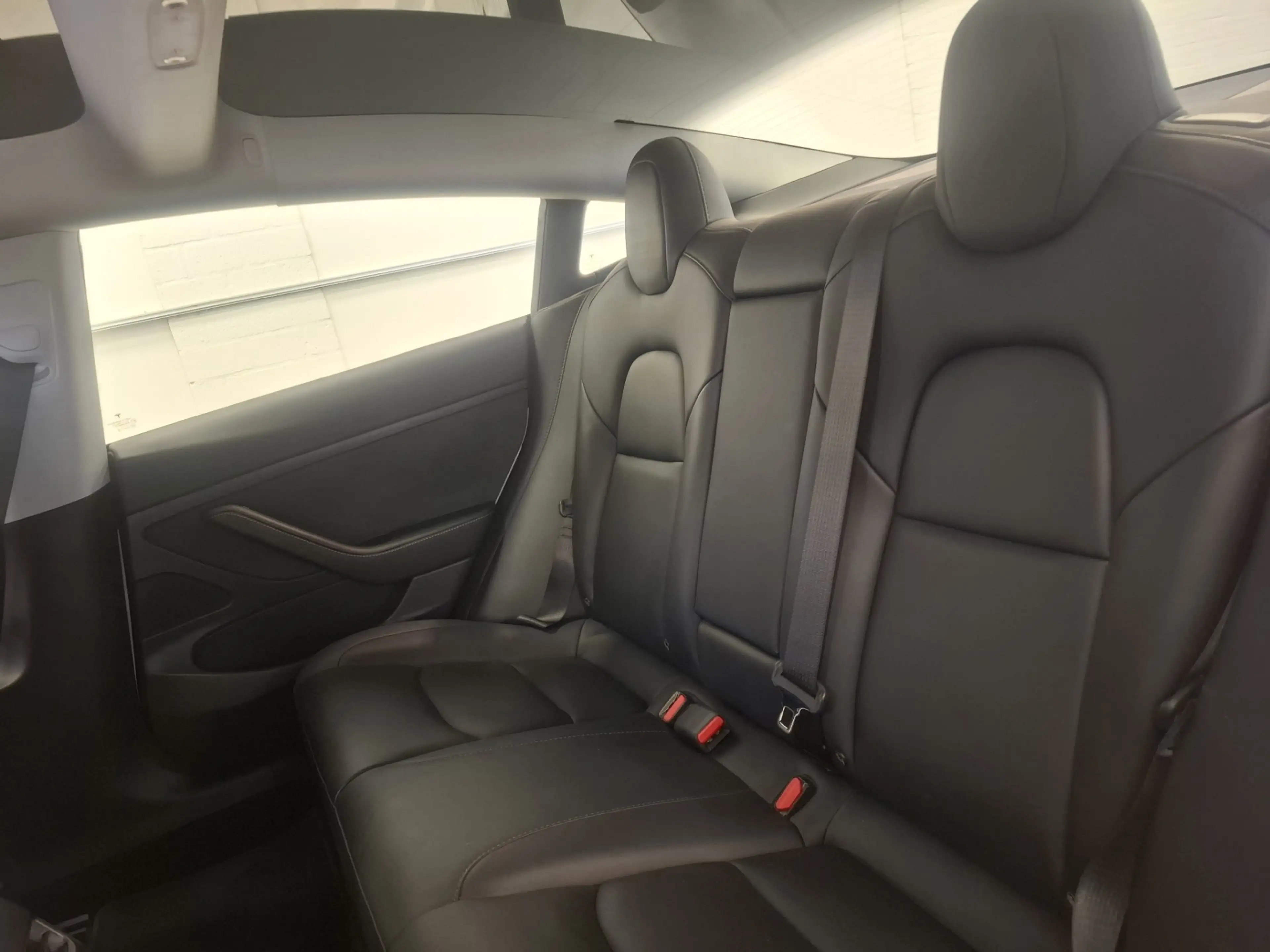 Tesla Model 3 Standard RWD Plus 60 kWh Faceflift — photo 11