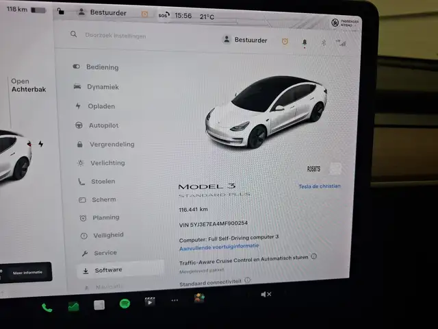 Tesla Model 3 view 18