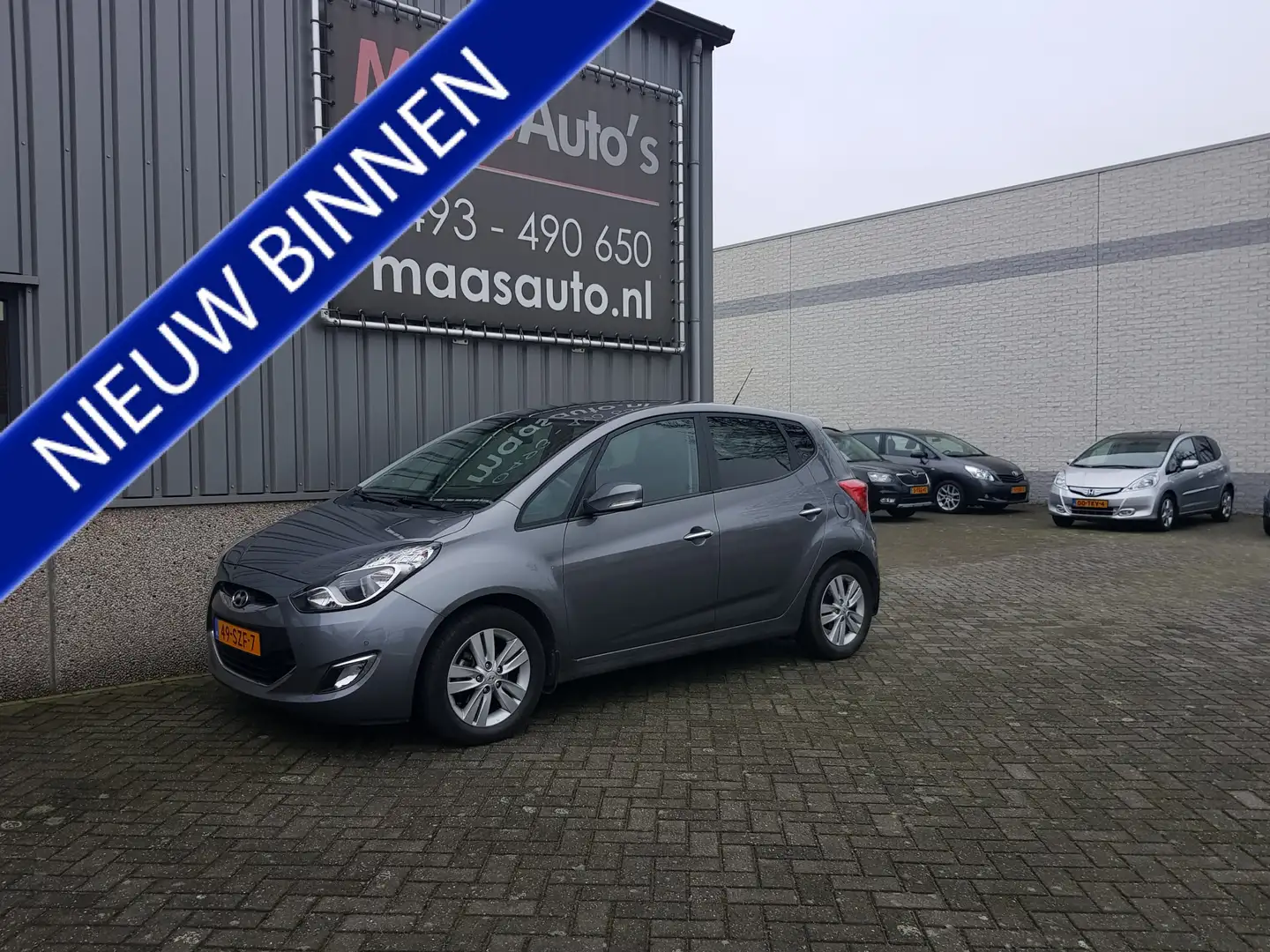 Hyundai iX20 1.6i i-Vision uitvoering automaat hoge-instap !!! Grau - 1