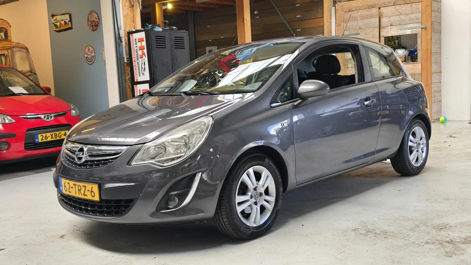 Opel Corsa 1.3 CDTi EcoFlex Anniversary Edition Geen APK, Bod Grijs - 1