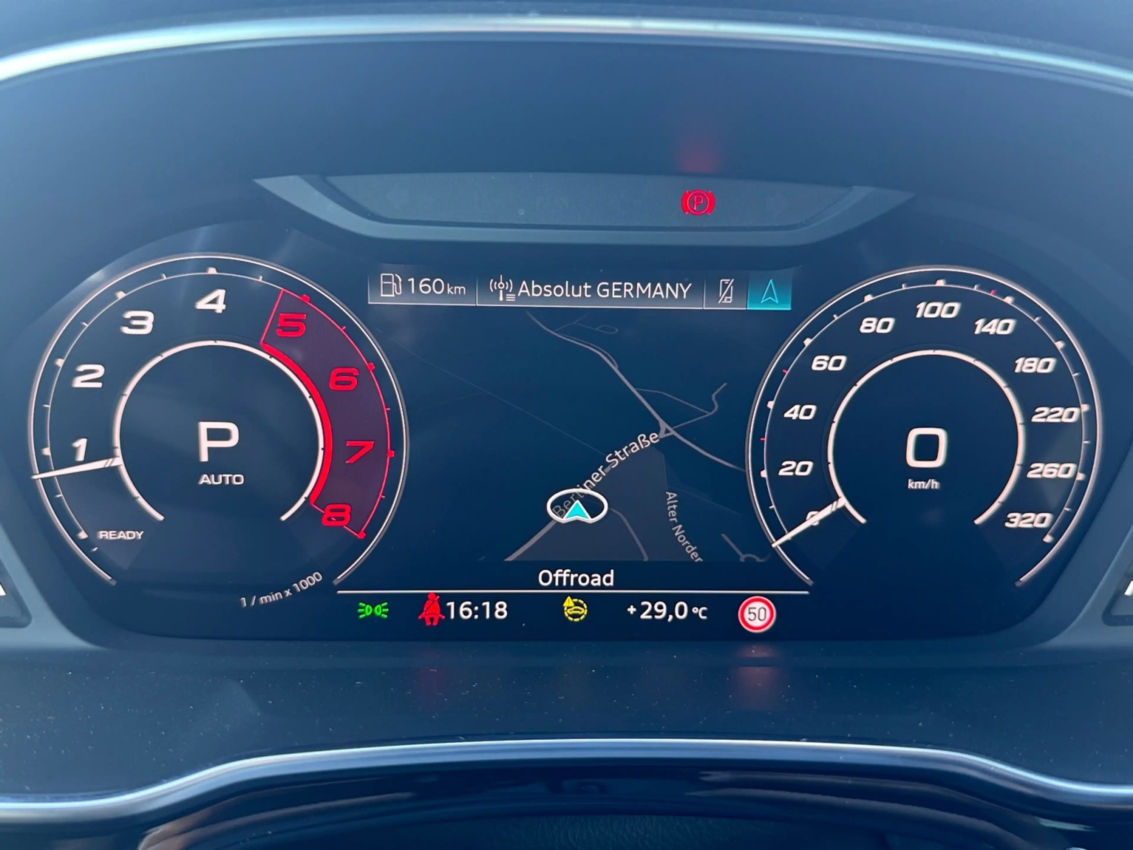 Audi RS Q3 Sportback 2.5 TFSI quattro AHK 360° Pano ACC SONO — photo 13