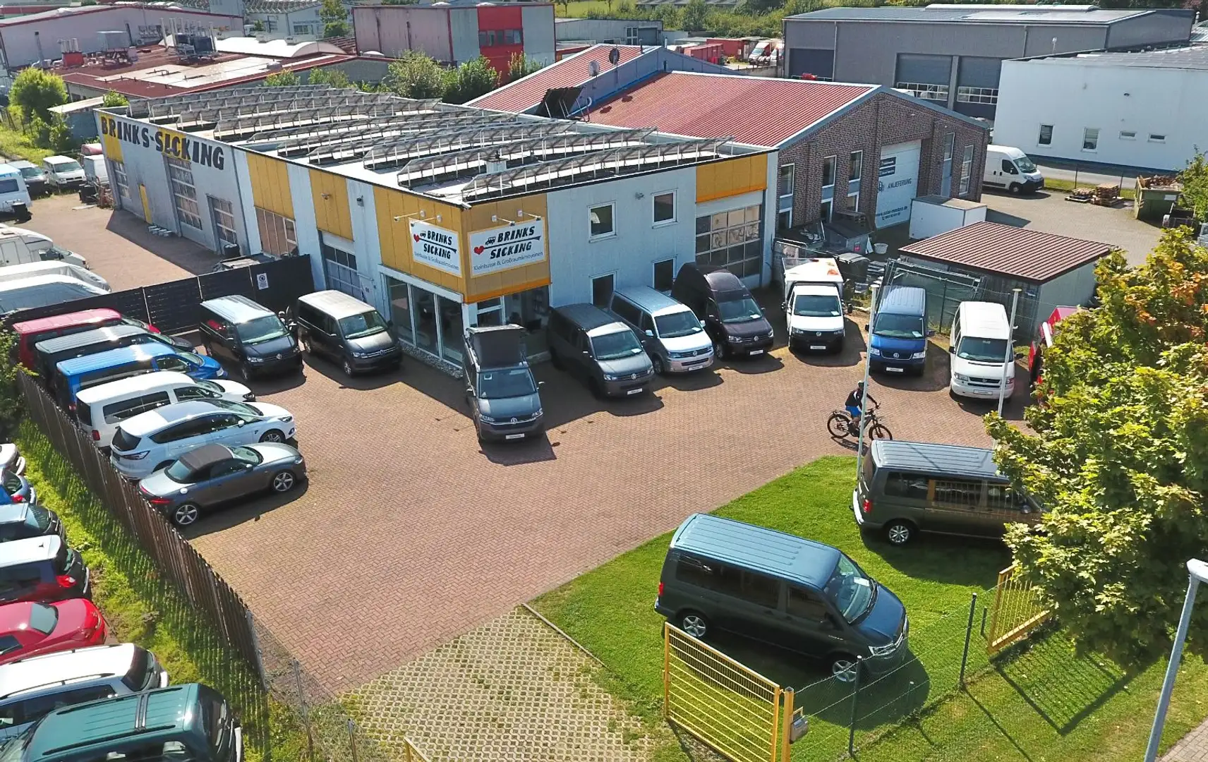 Volkswagen T6 Multivan Comfortline DSG/2xSCH-T/LEDER/RF-KAM Silber - 2