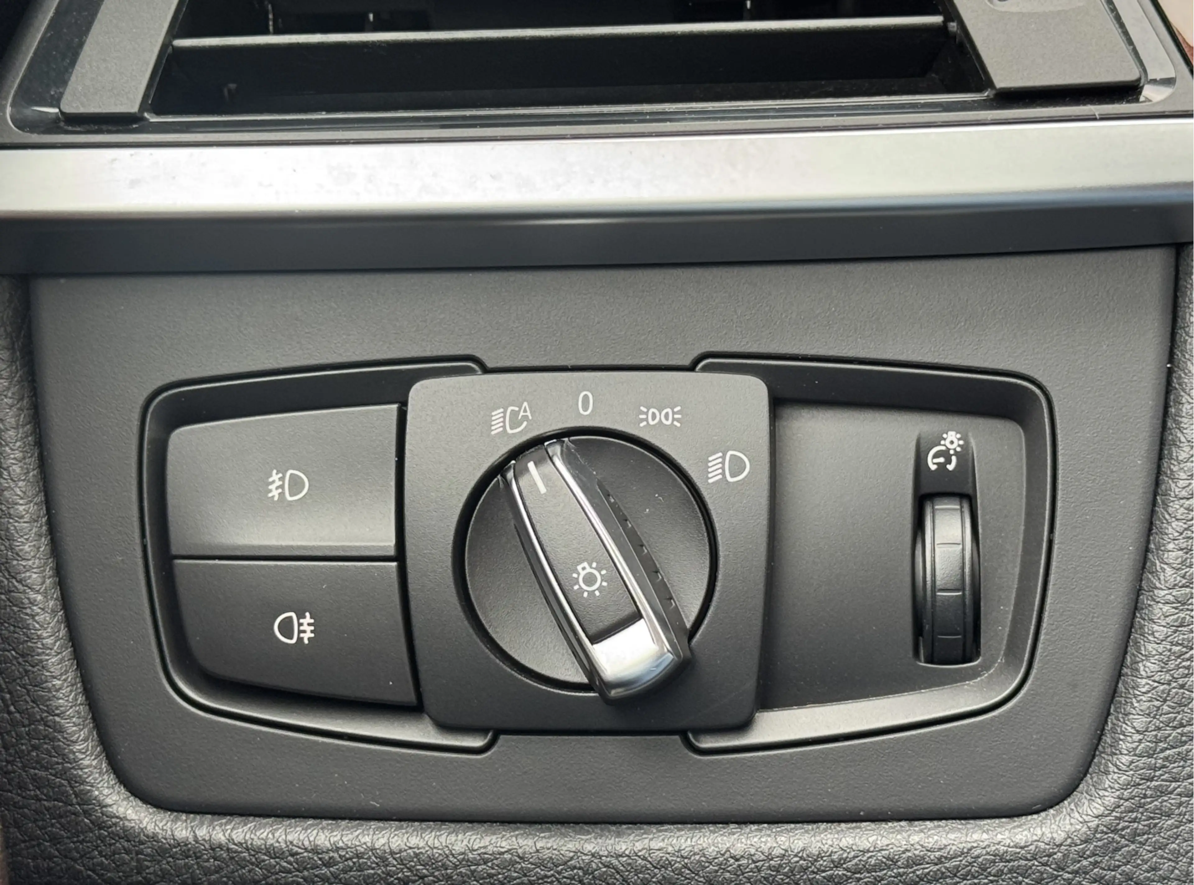 BMW 320 3-serie 320i EXECUTIVE | NL-AUTO! | SCHUIFDAK! | N — photo 25