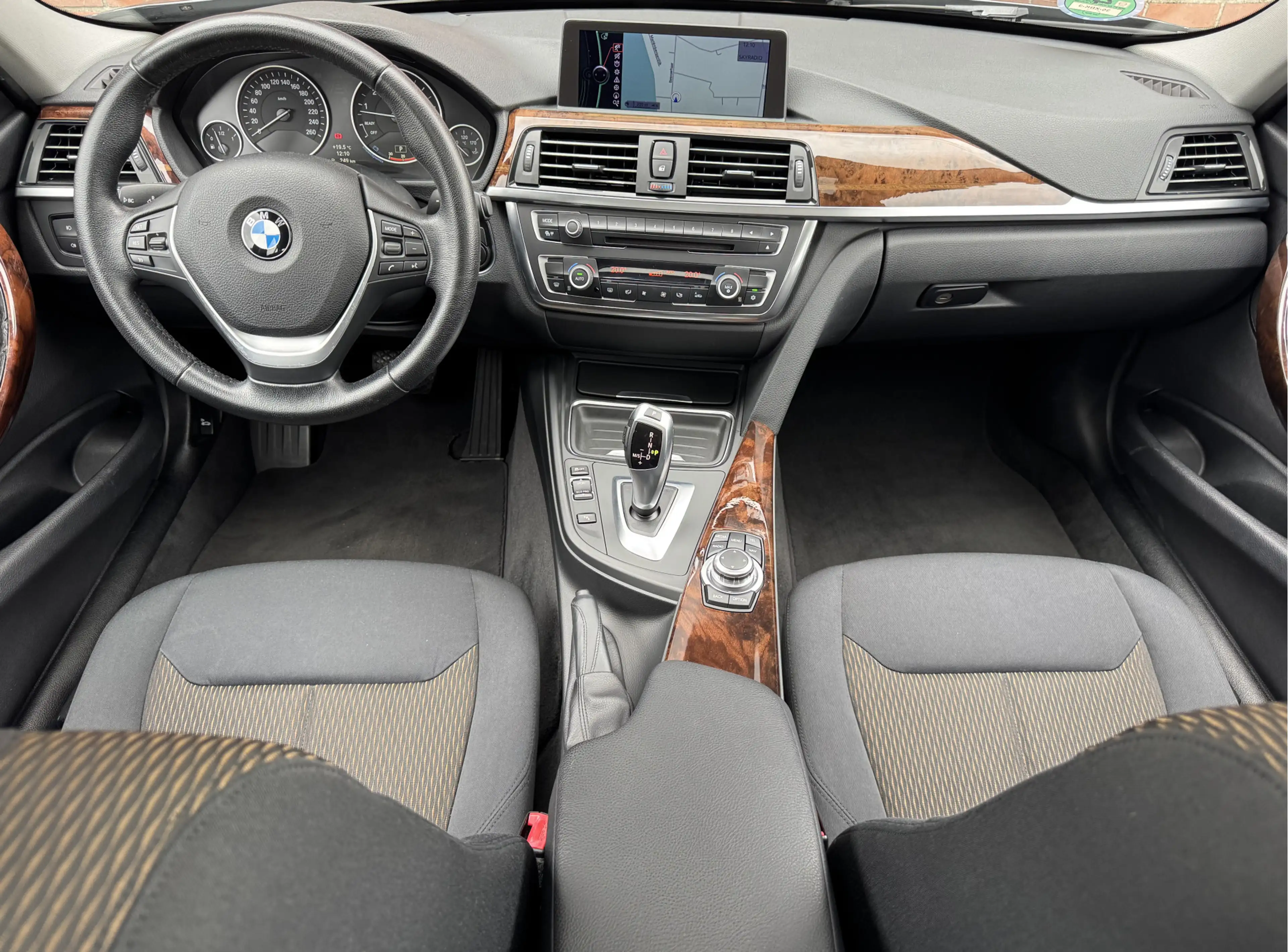 BMW 320 3-serie 320i EXECUTIVE | NL-AUTO! | SCHUIFDAK! | N — photo 10