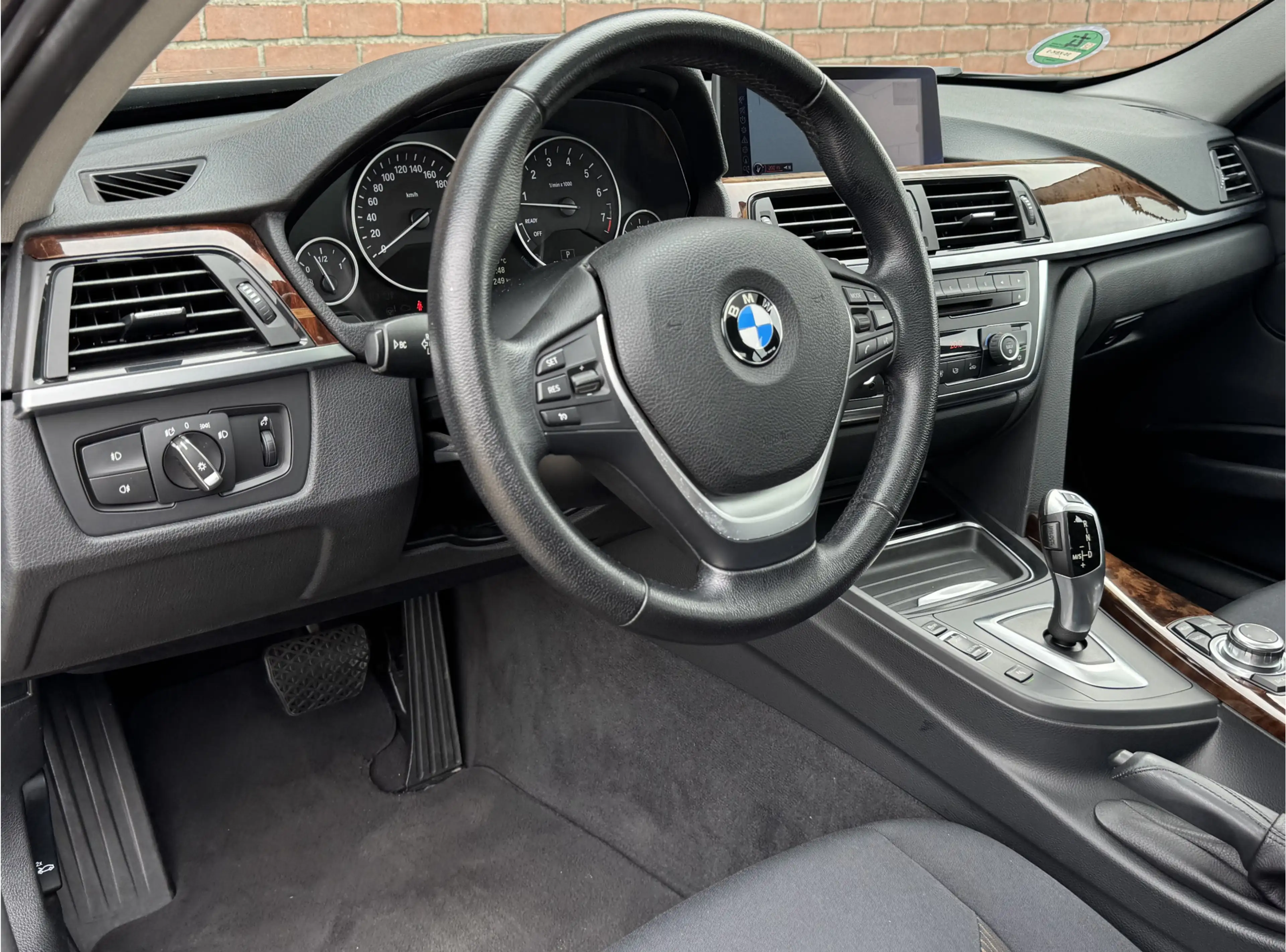 BMW 320 3-serie 320i EXECUTIVE | NL-AUTO! | SCHUIFDAK! | N — photo 9