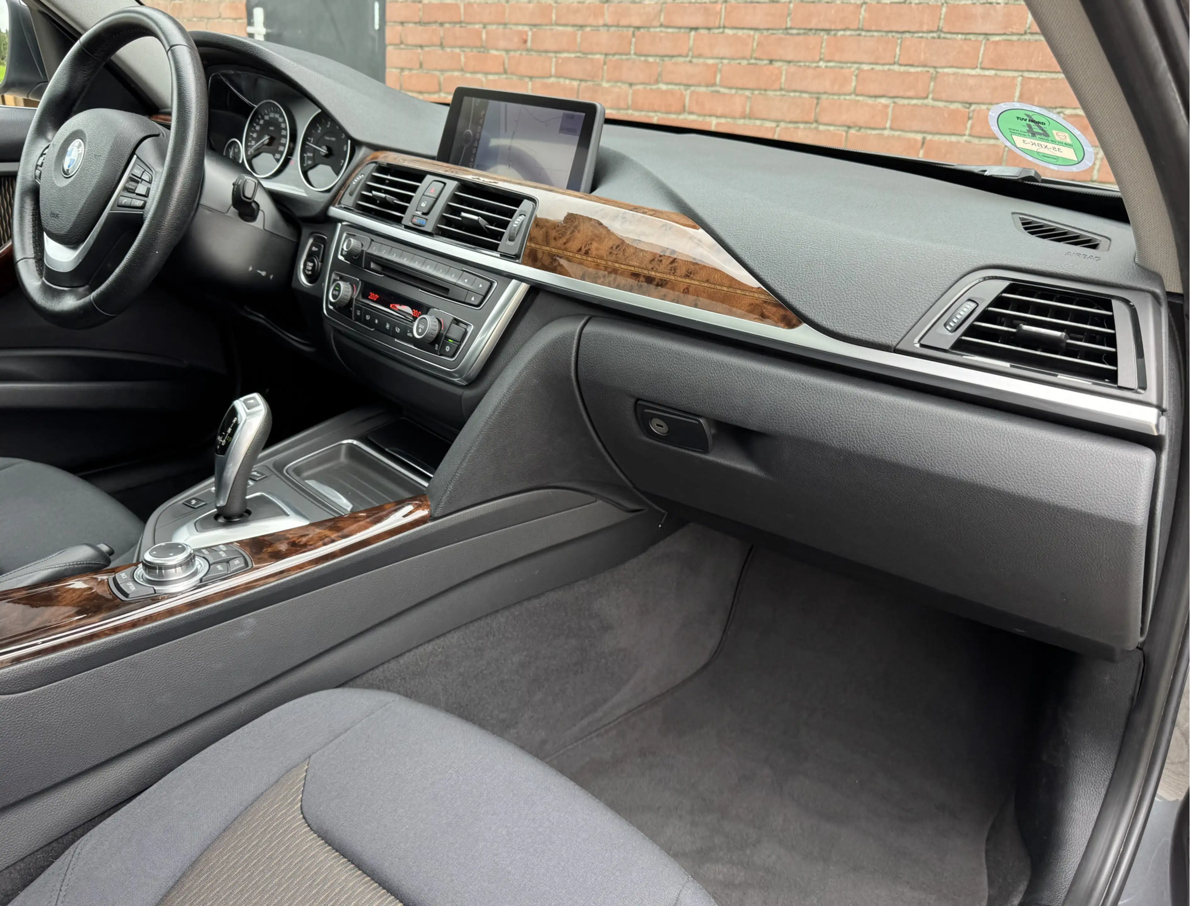 BMW 320 3-serie 320i EXECUTIVE | NL-AUTO! | SCHUIFDAK! | N — photo 11