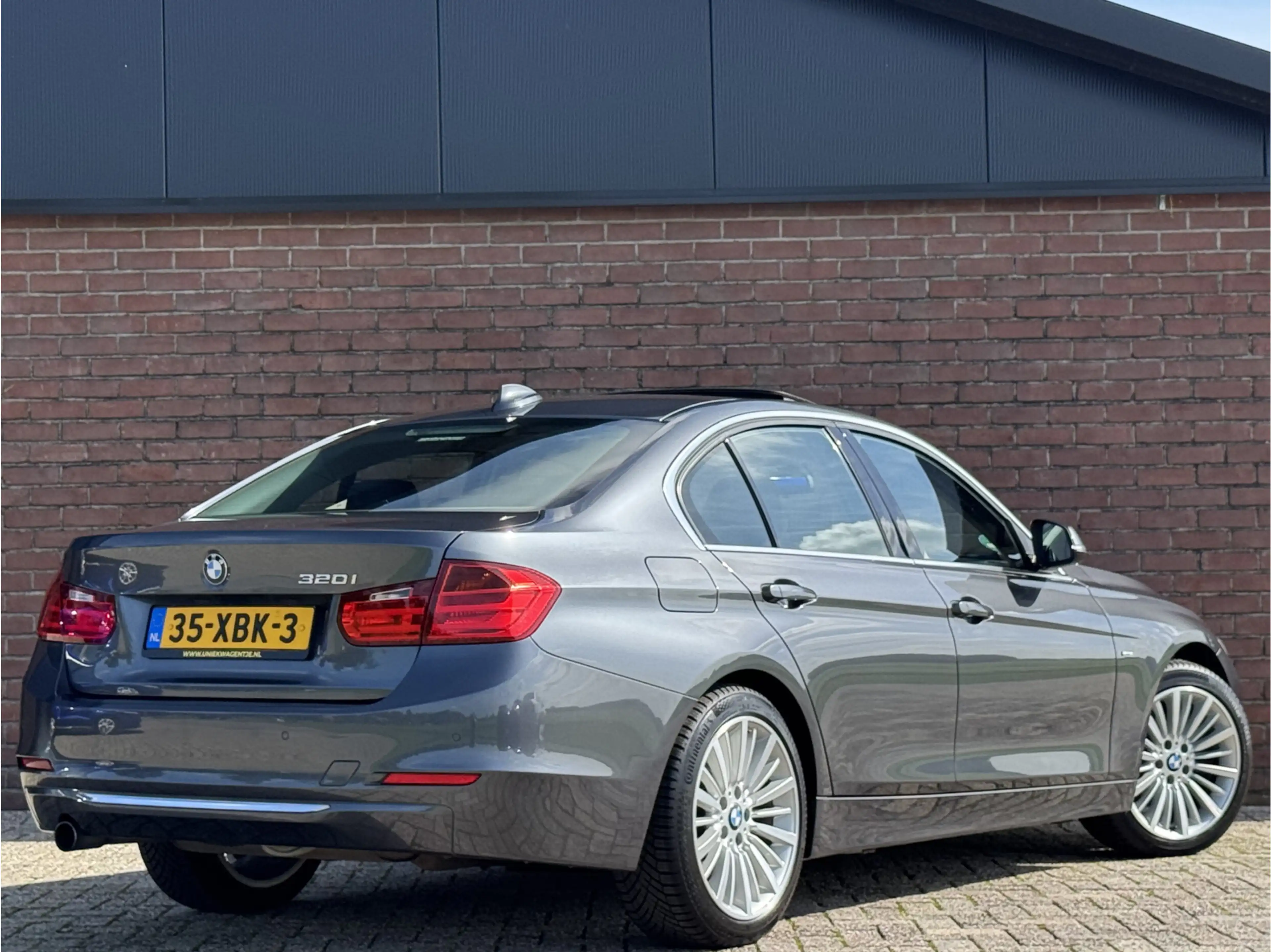 BMW 320 3-serie 320i EXECUTIVE | NL-AUTO! | SCHUIFDAK! | N — photo 8