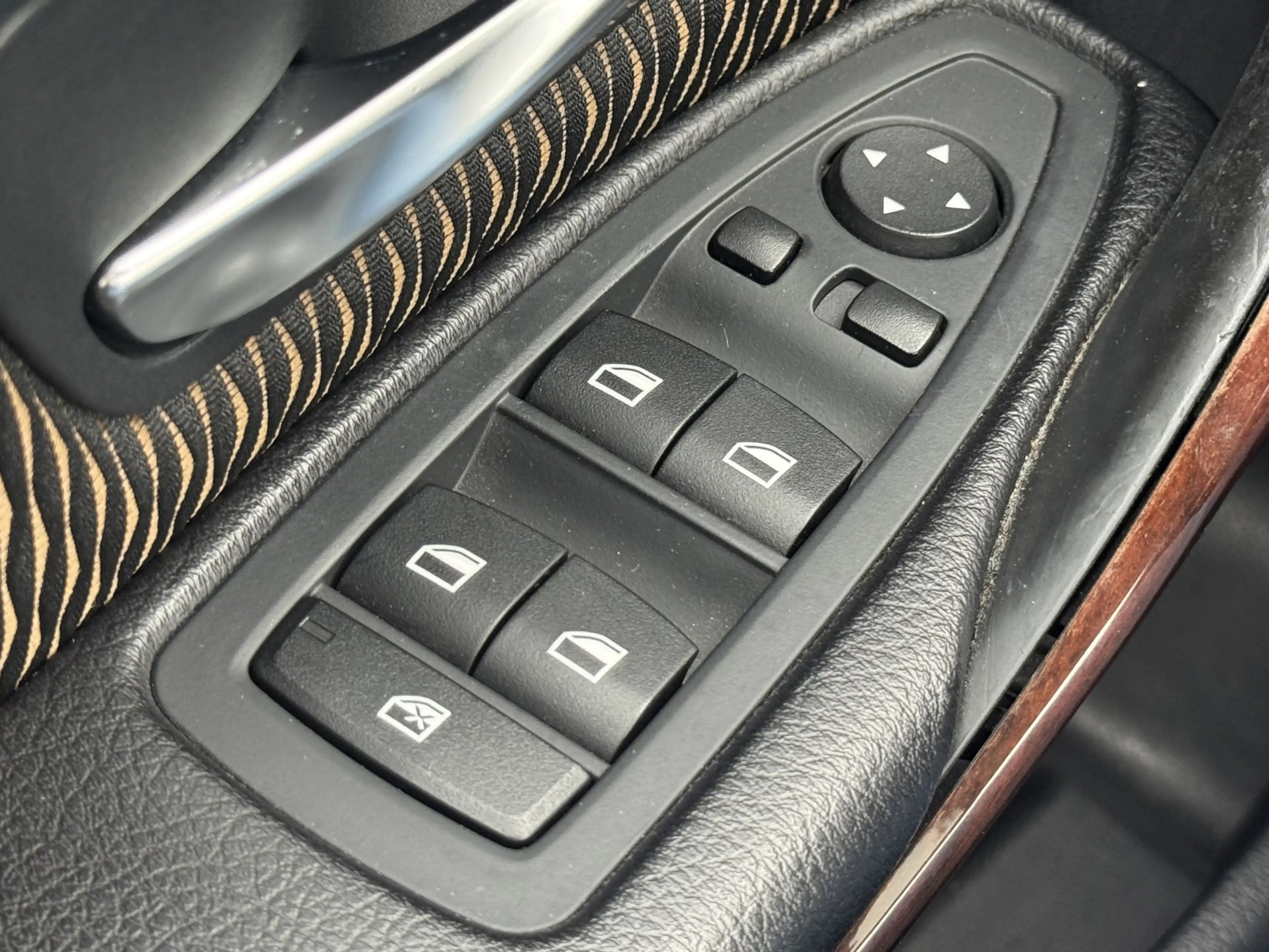 BMW 320 3-serie 320i EXECUTIVE | NL-AUTO! | SCHUIFDAK! | N — photo 24