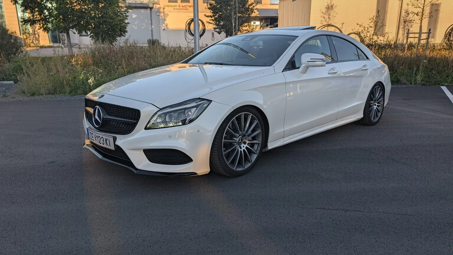 Mercedes-Benz CLS 400 Aut. Weiß - 1