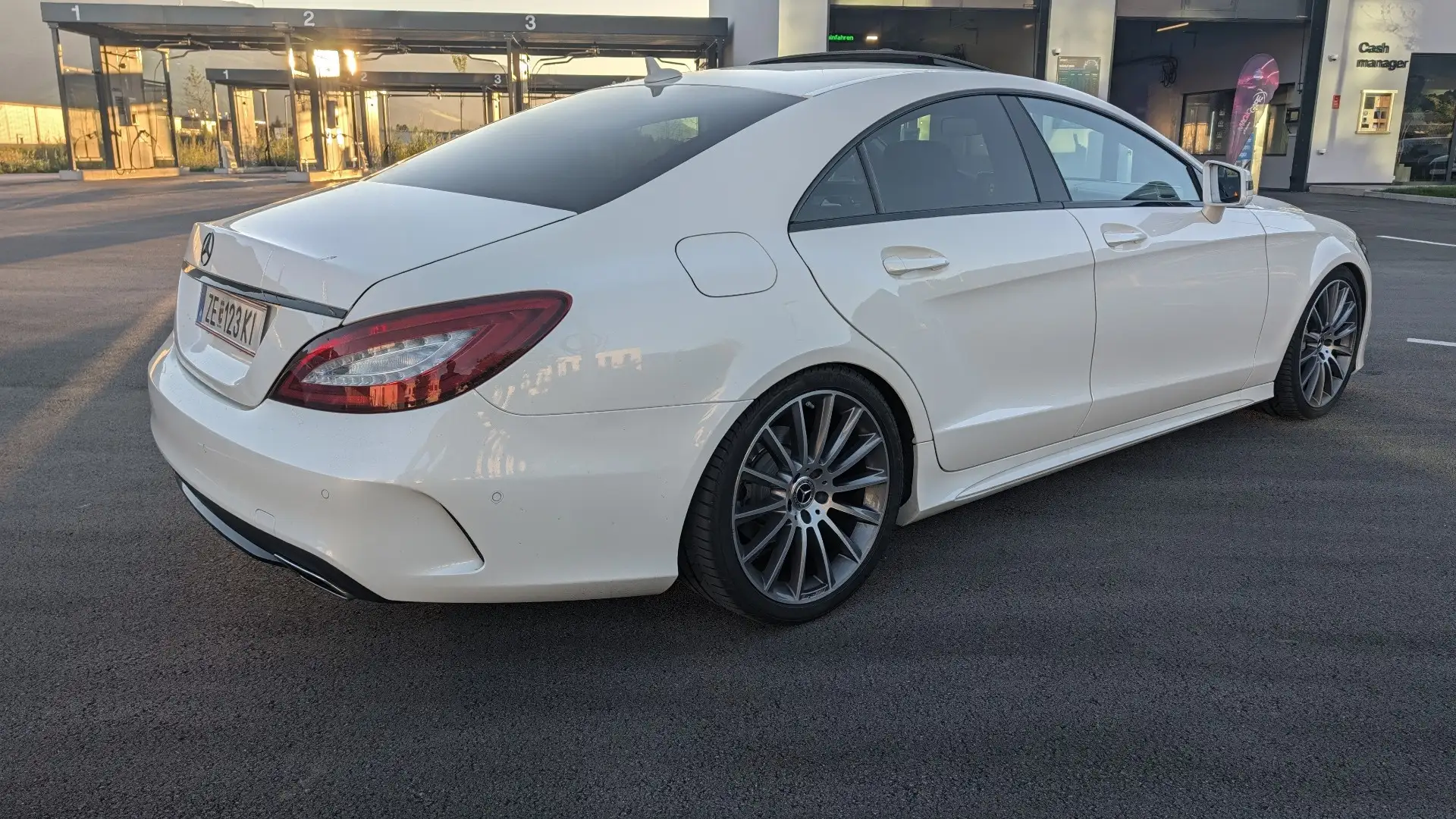 Mercedes-Benz CLS 400 Aut. Weiß - 2