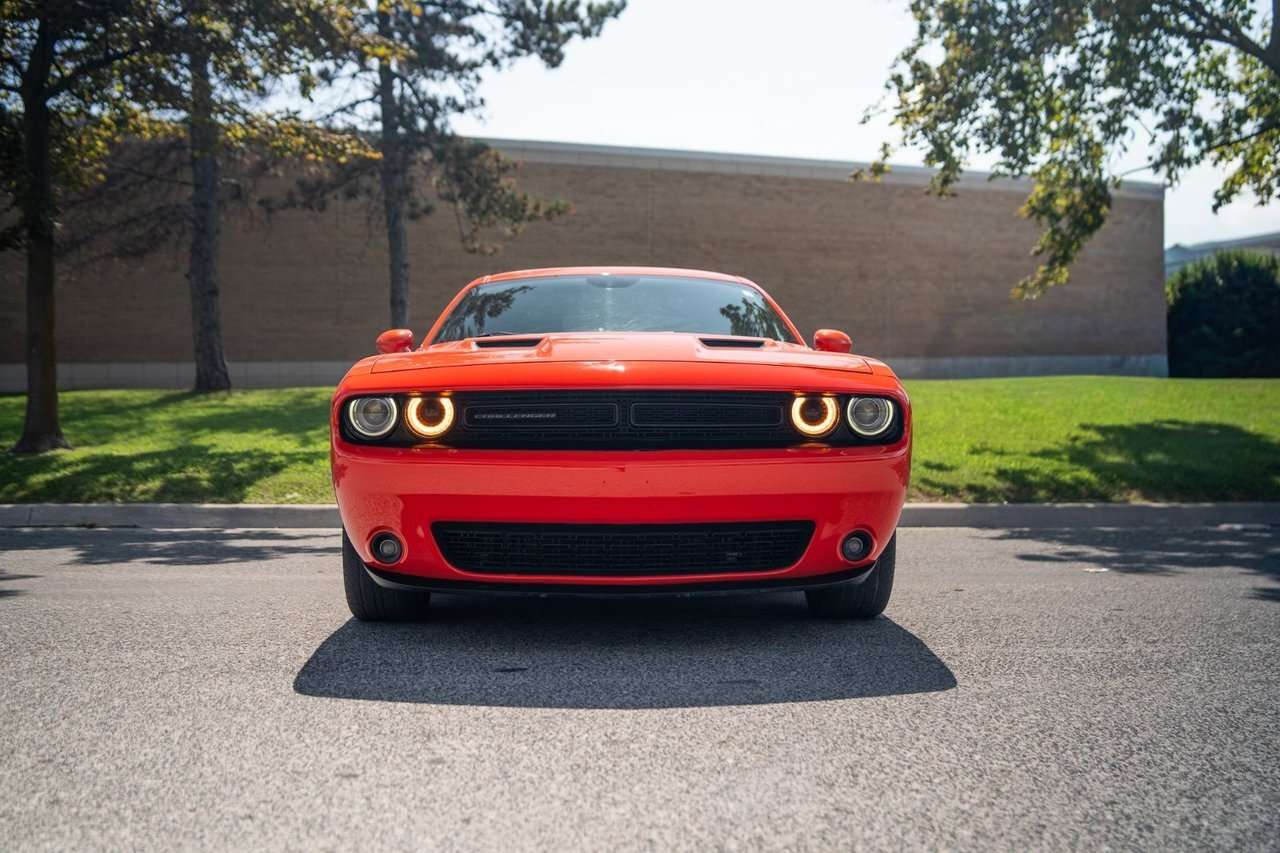2017 Dodge Challenger SXT Plus — снимка 1