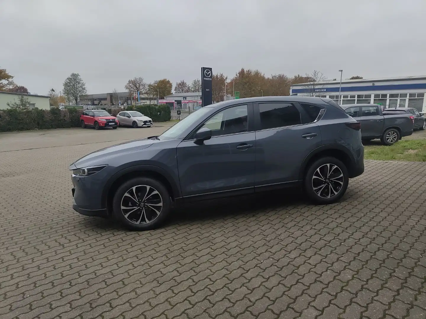 Mazda CX-5 2.0L SKYACTIV G 165 6MT FWD ADVANTAGE Gris - 2