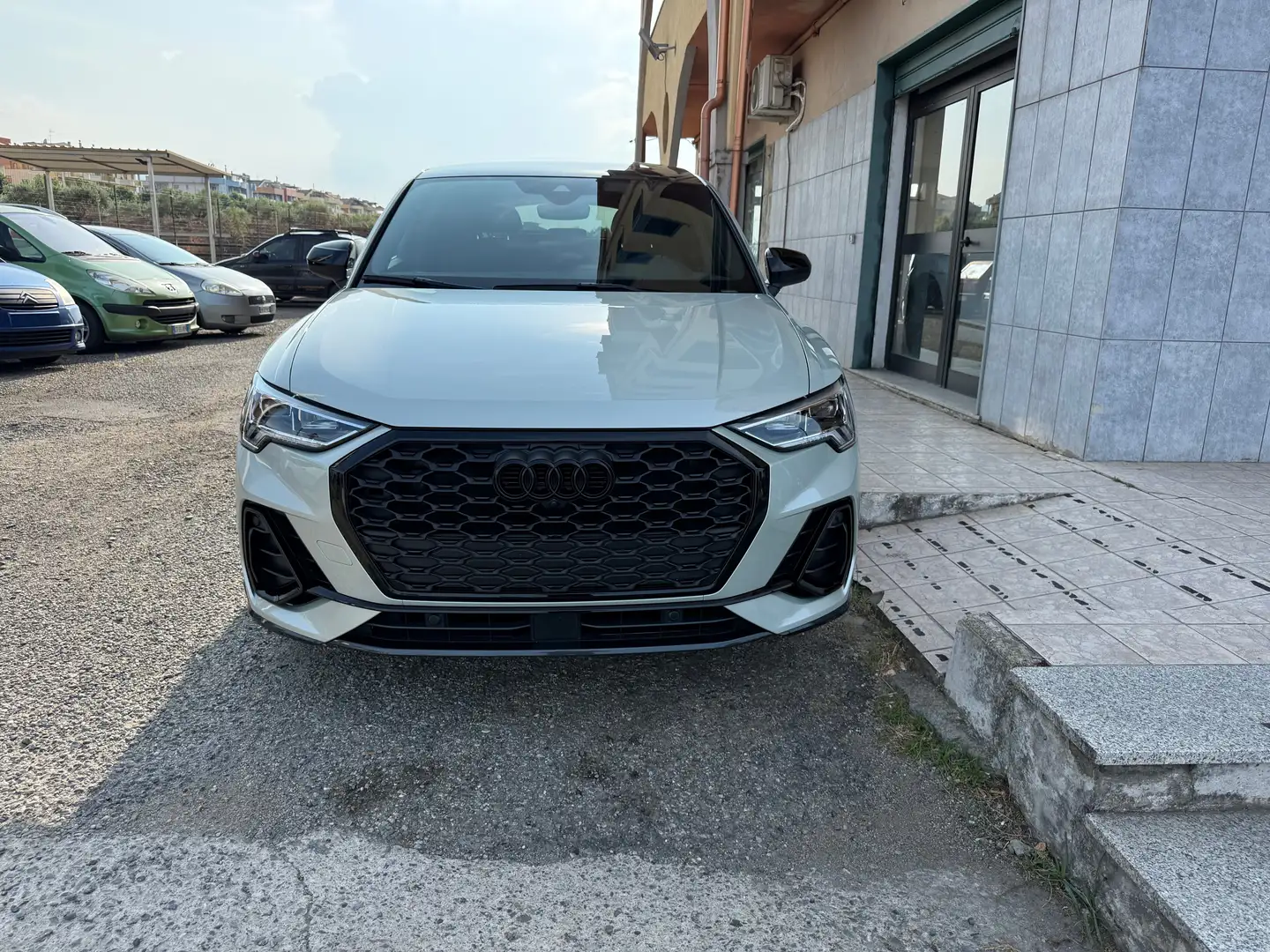 Audi Q3 35 2.0 tdi S line edition s-tronic Grigio - 2