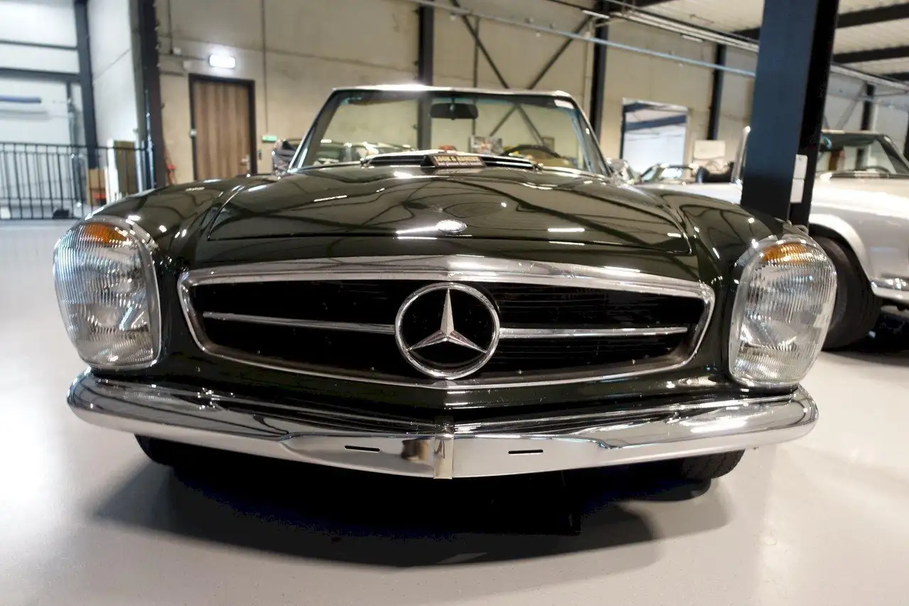 Mercedes-Benz SL 280 W113 Pagode, foto 4