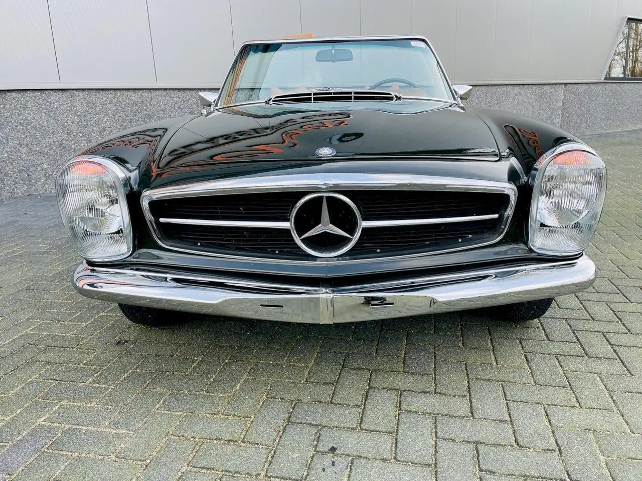 Mercedes-Benz SL 280 W113 Pagode, foto 2