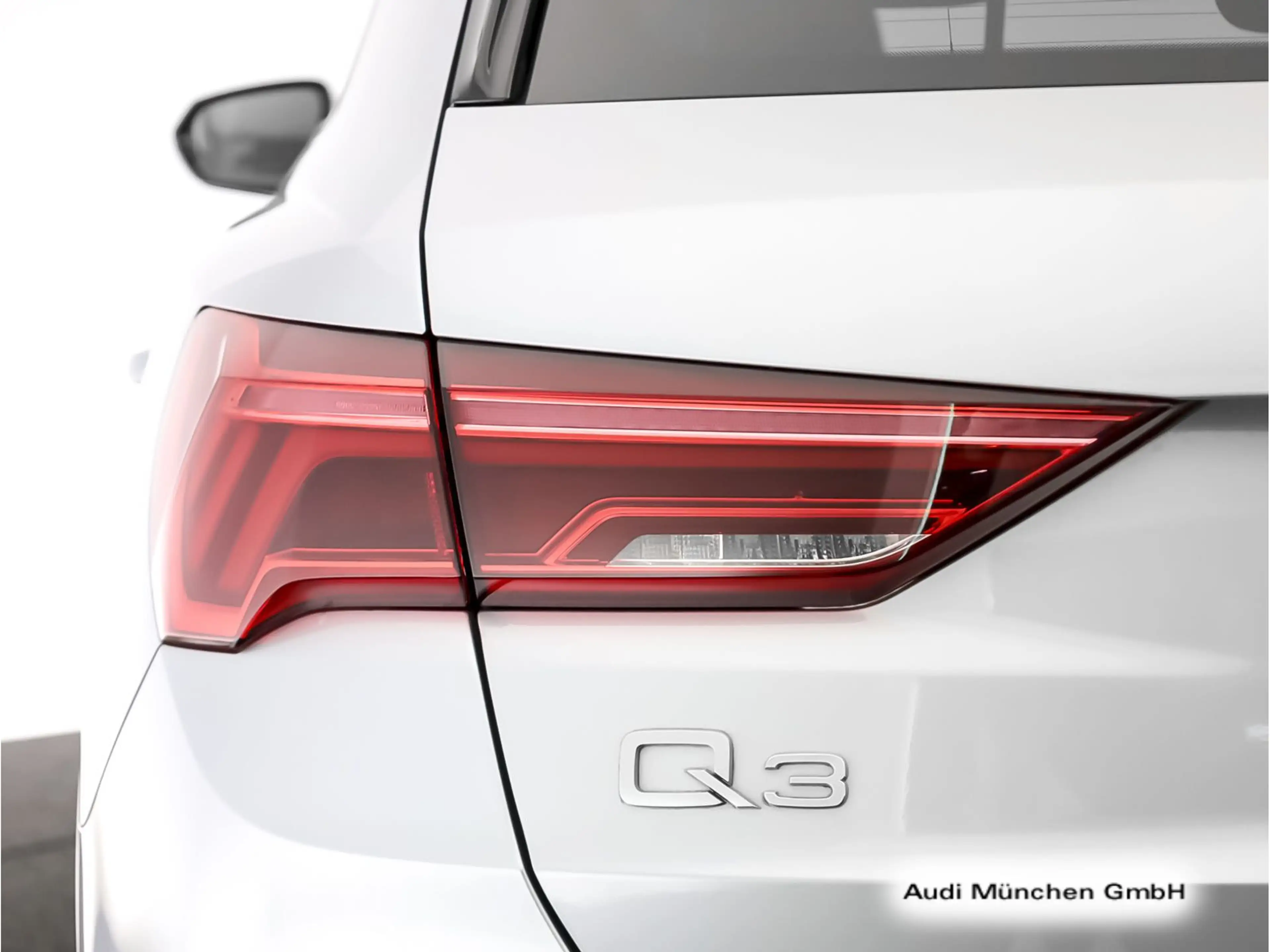 Audi Q3 35 TDI S tronic advanced AHK/Virtual/Navi+ — photo 11