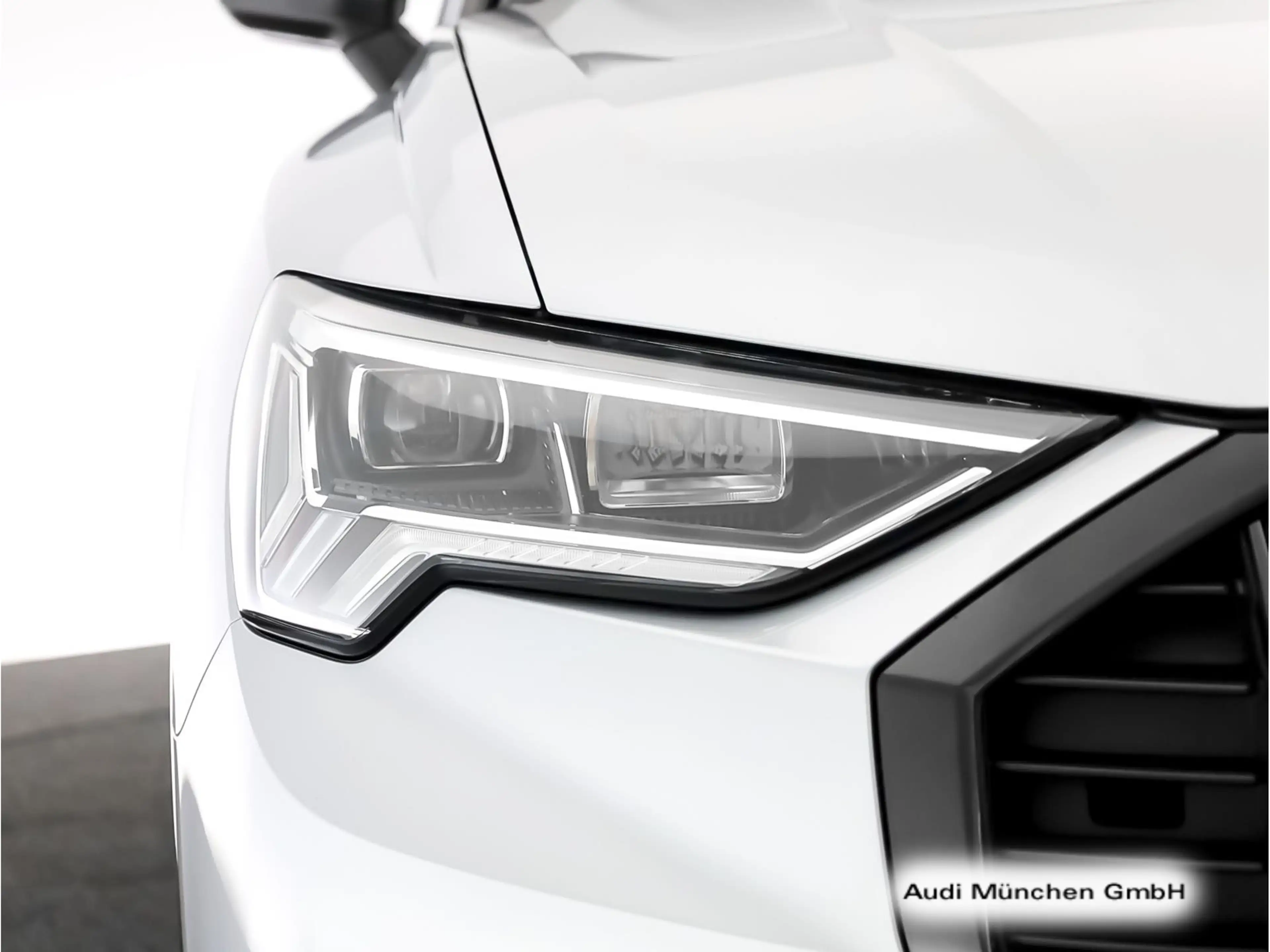 Audi Q3 35 TDI S tronic advanced AHK/Virtual/Navi+ — photo 10
