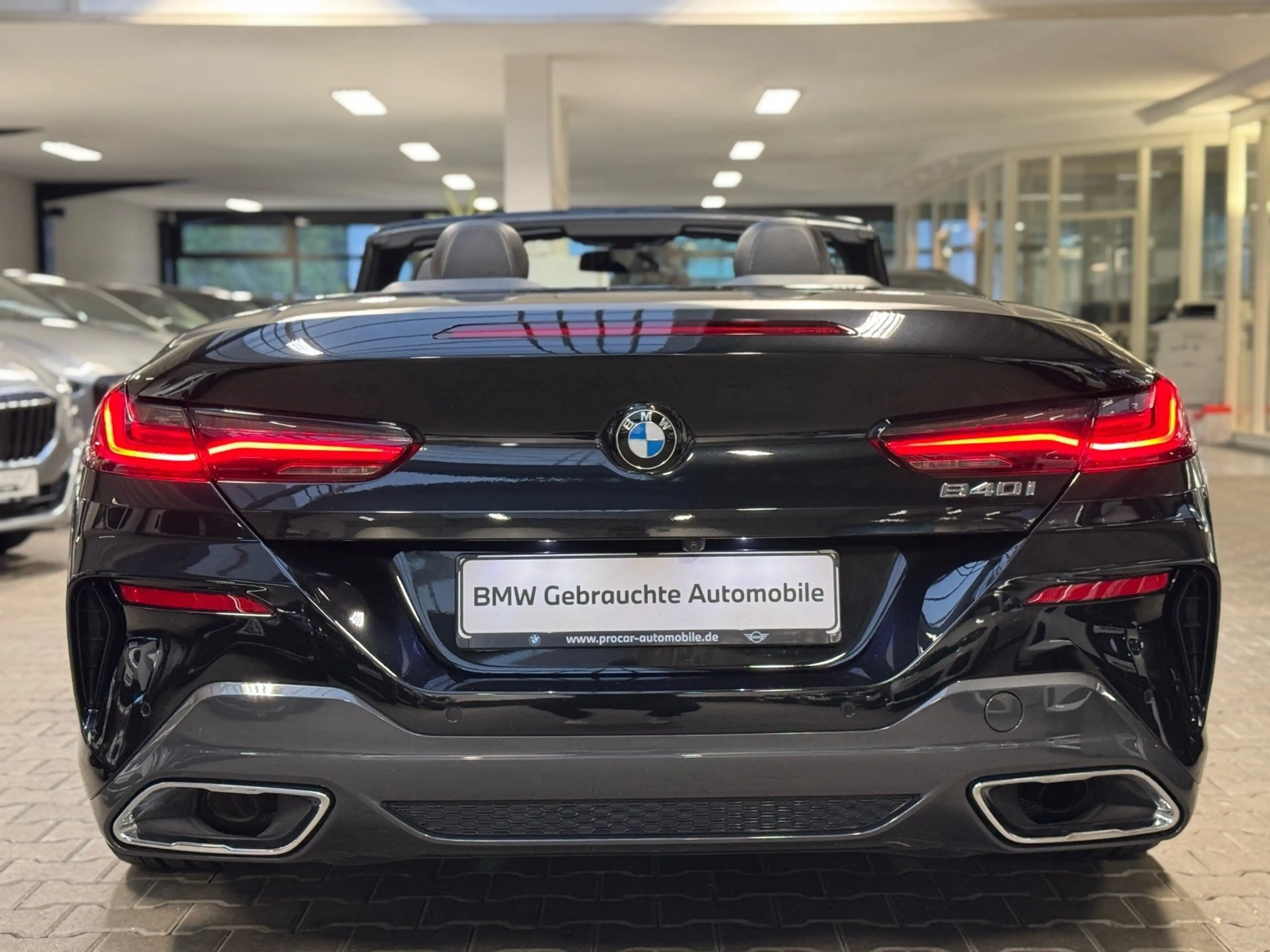 BMW 840 i Cabrio Laser DA Prof 360° H/K 20'' Komfortzugang — photo 4
