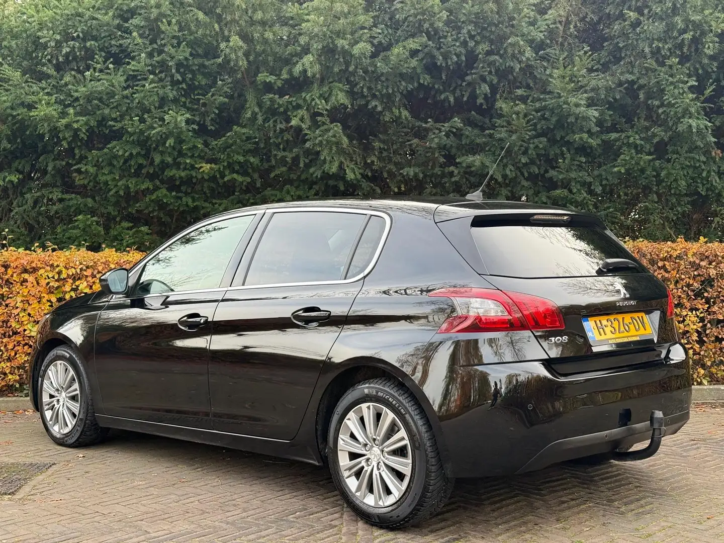 Peugeot 308 1.5 BlueHDi BL. Pr. /PANO/tHAAK/ACARPLAY/NAVI/CAME Noir - 2