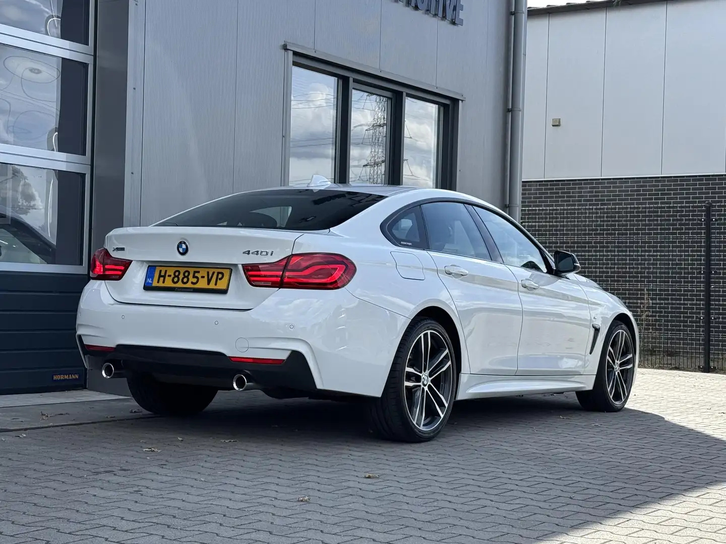 BMW 440 4-serie Gran Coupé 440i xDrive High Executive 326 Blanc - 2